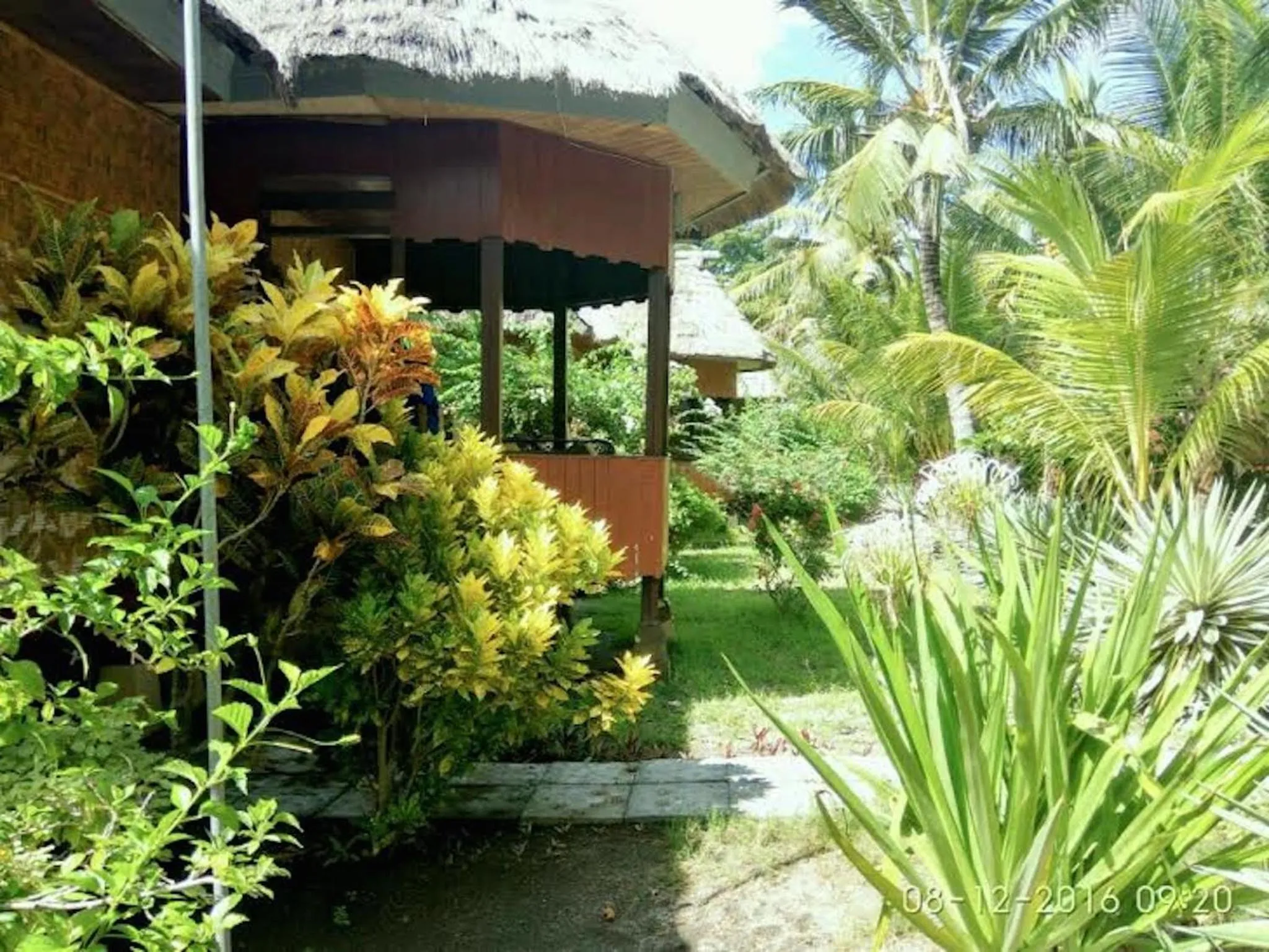Shower in Sea World Club Beach Resort & Dive Center, RESORT THAT SUPPORTS THE POOR