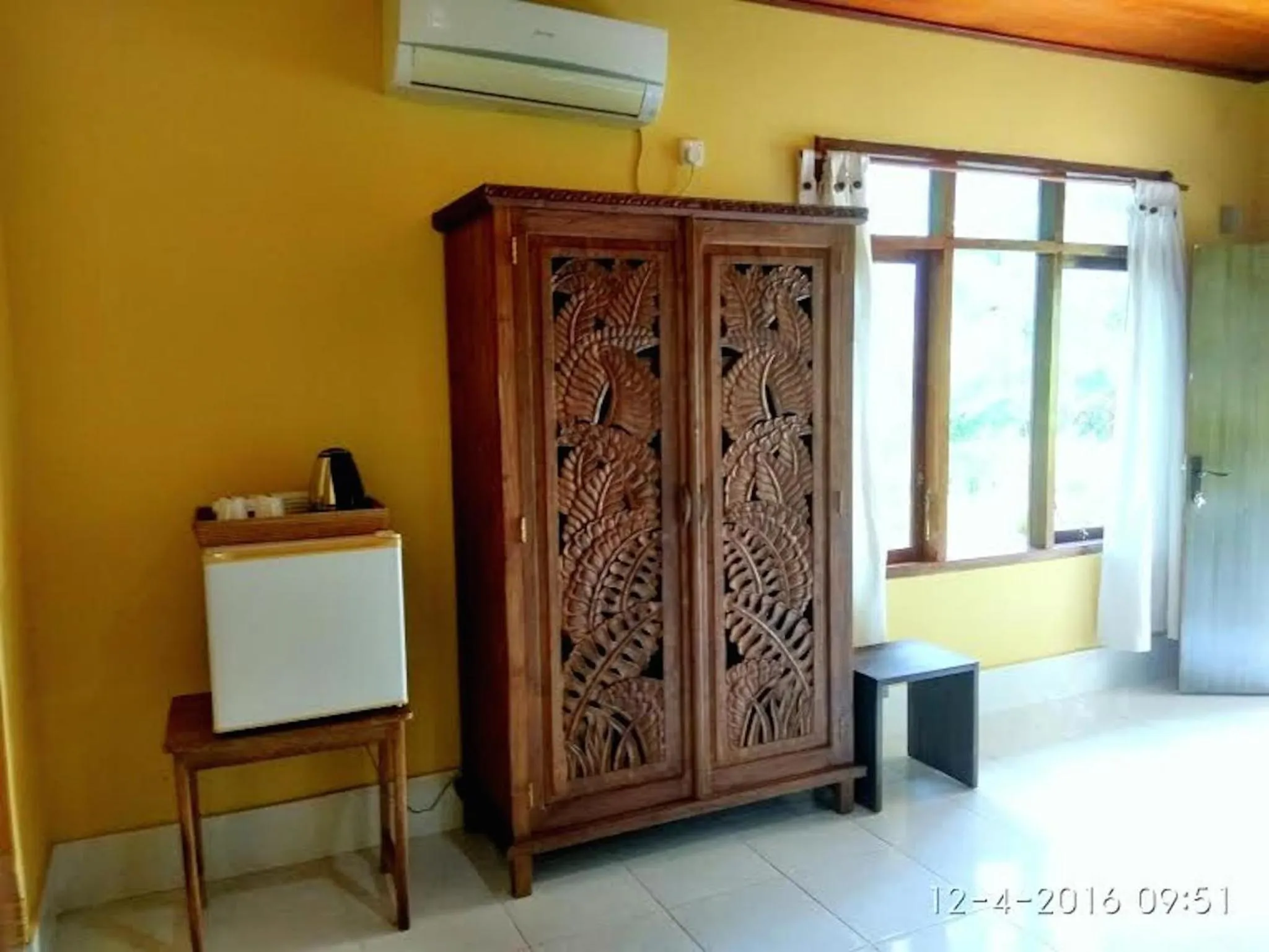 Coffee/tea facilities in Sea World Club Beach Resort & Dive Center, RESORT THAT SUPPORTS THE POOR