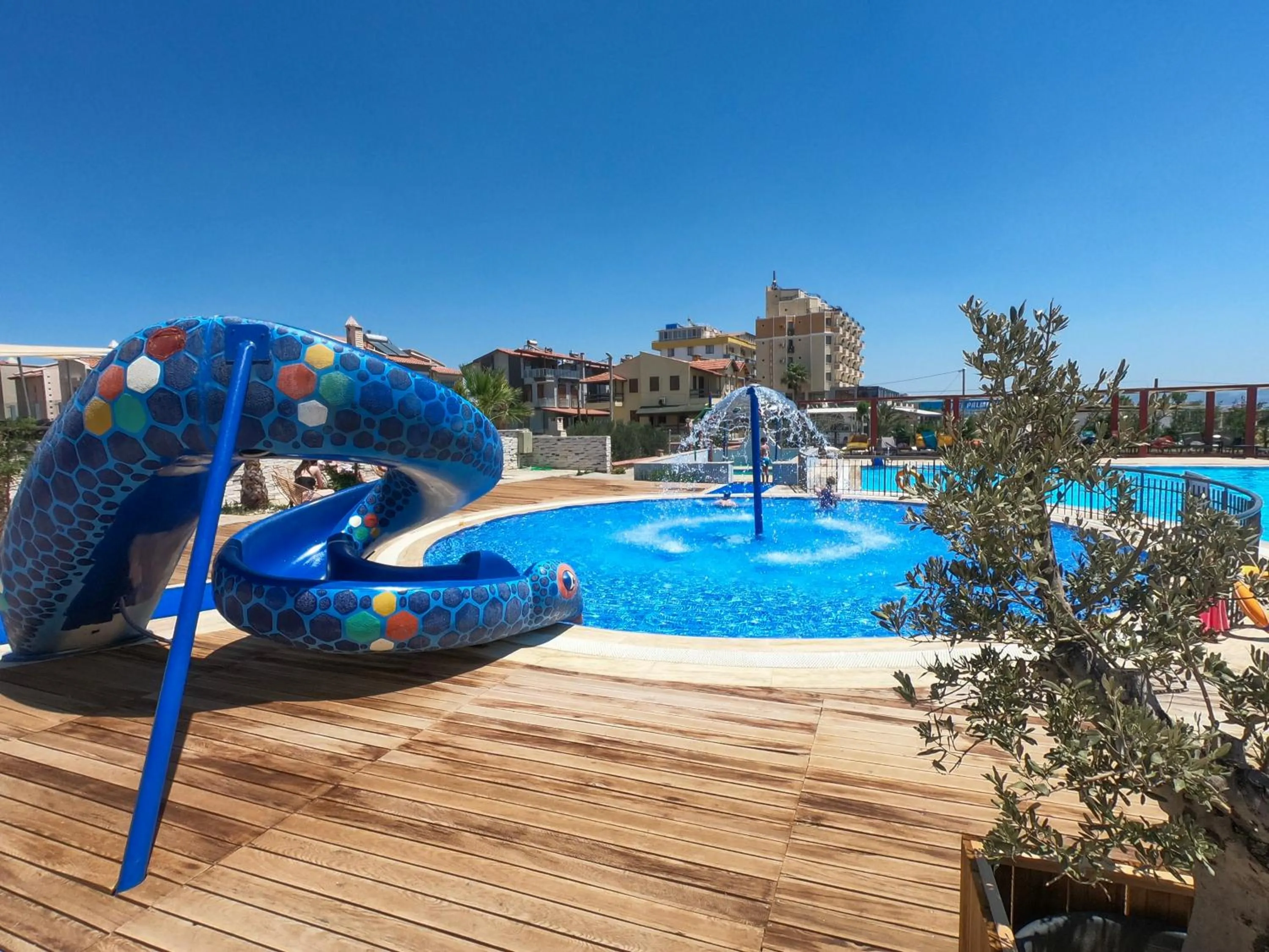 Swimming Pool in Hotel Musho