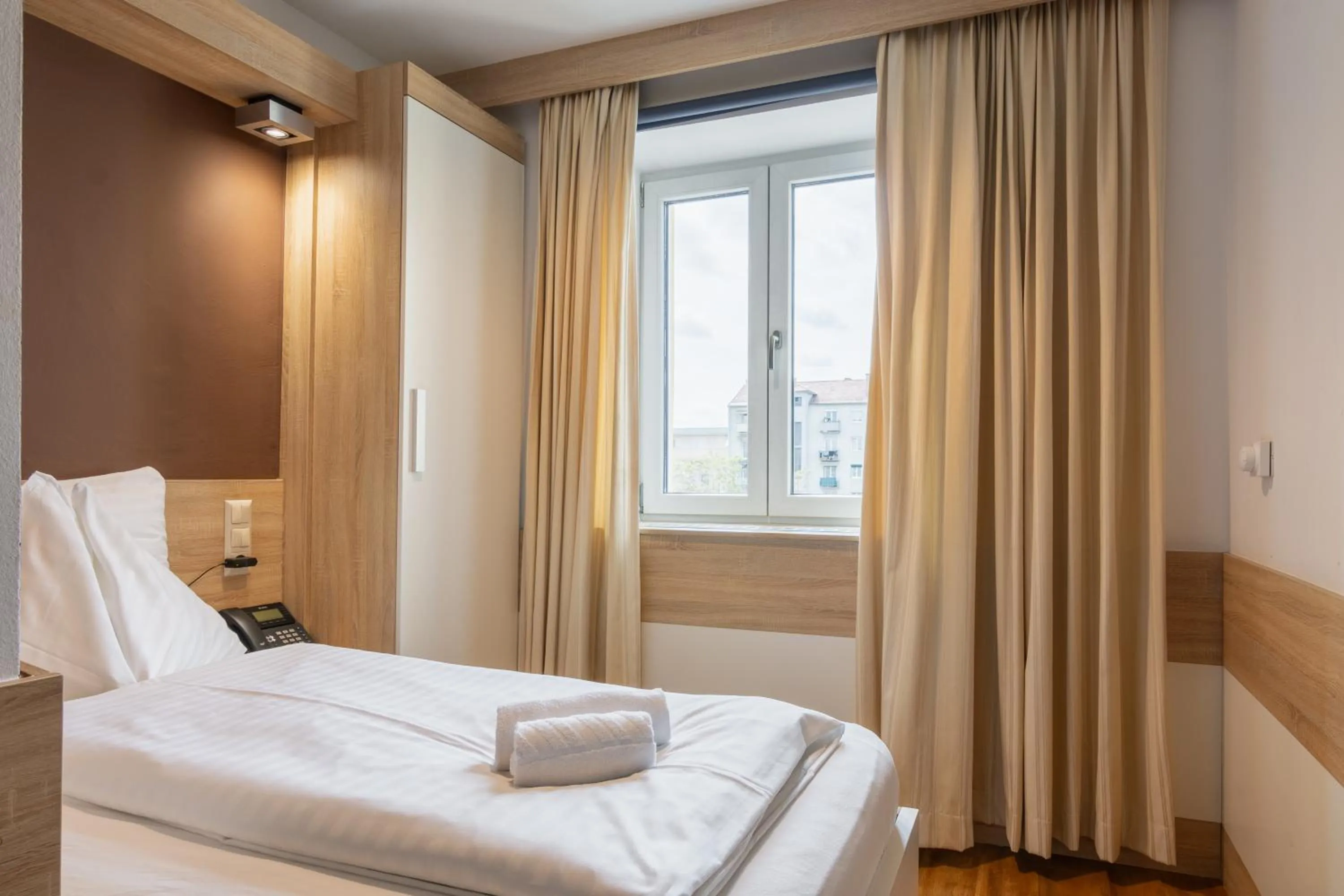 Photo of the whole room, Bed in EKONO By Leva Hotel Strasser