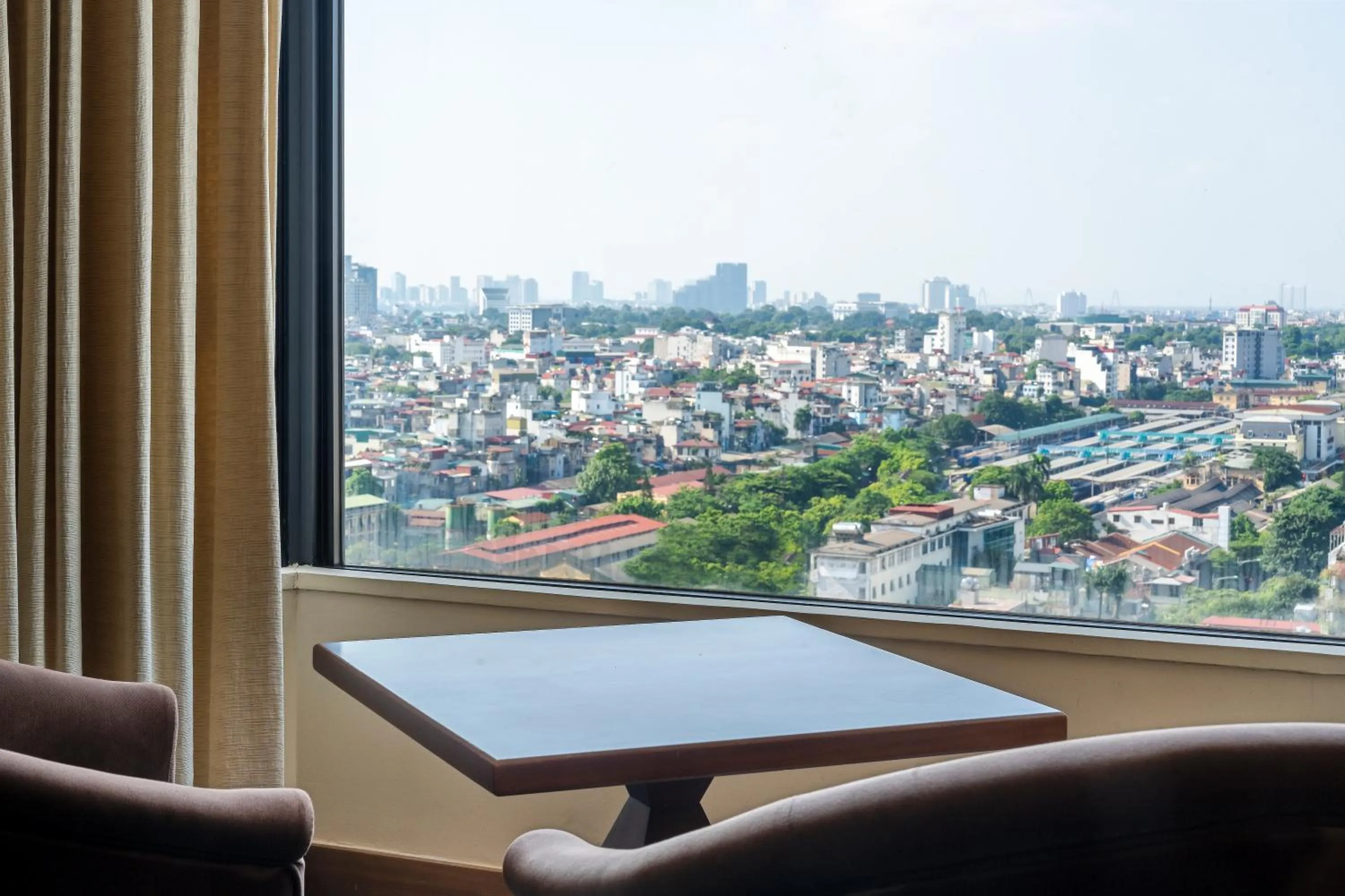 Lounge or bar in Hôtel du Parc Hanoï