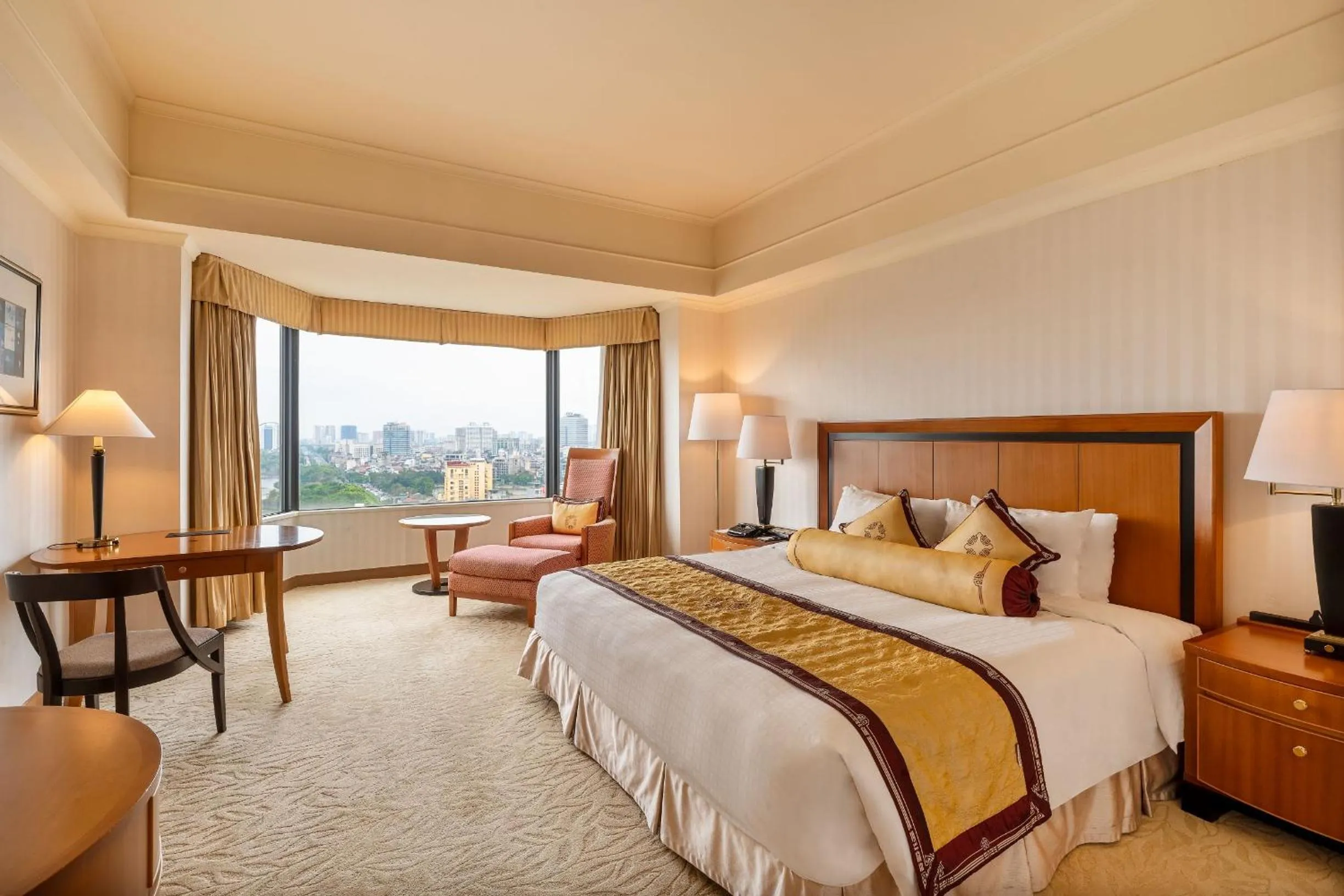 TV and multimedia, Bed in Hôtel du Parc Hanoï