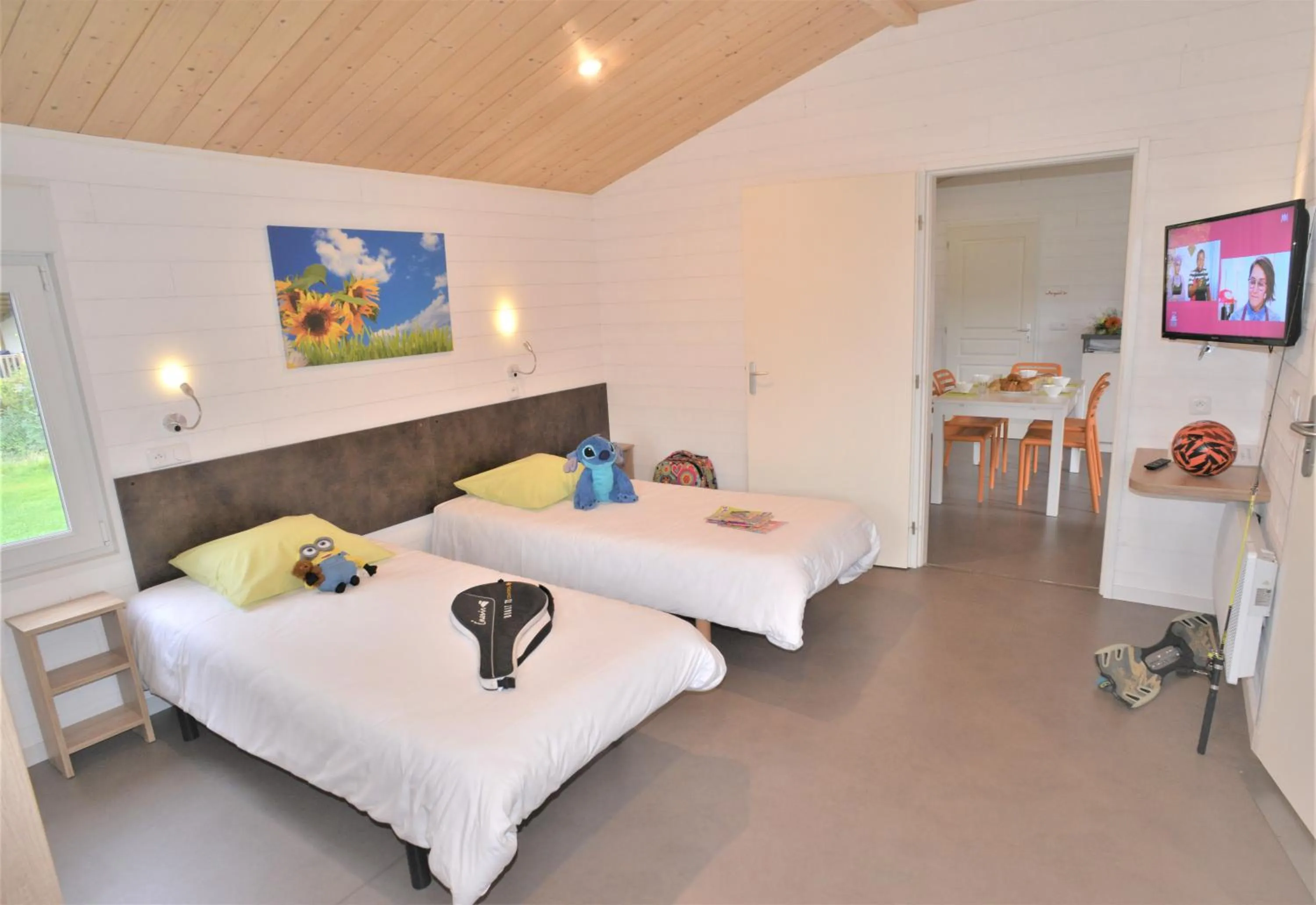 Bed in Camping Le Val de Landrouet