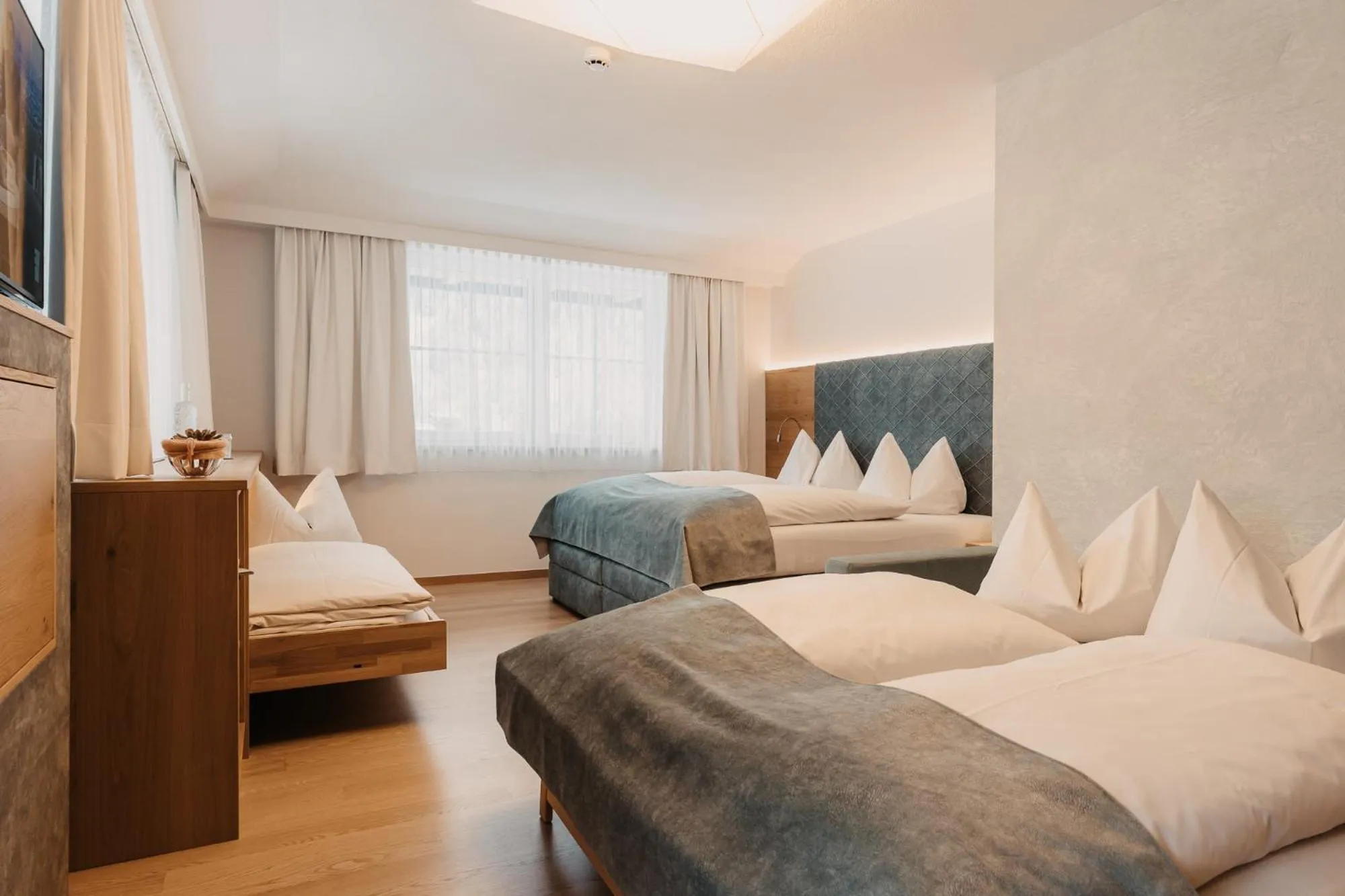 Photo of the whole room, Bed in Alpina Wagrain