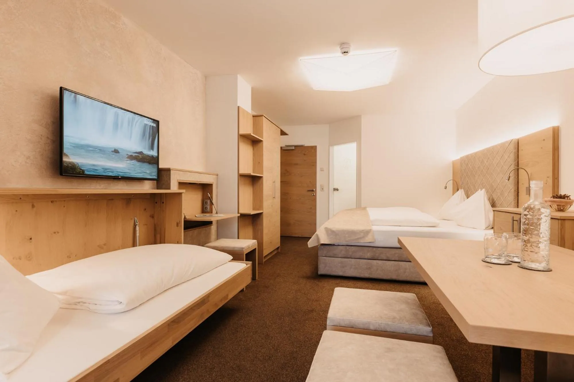 Photo of the whole room, Bed in Alpina Wagrain