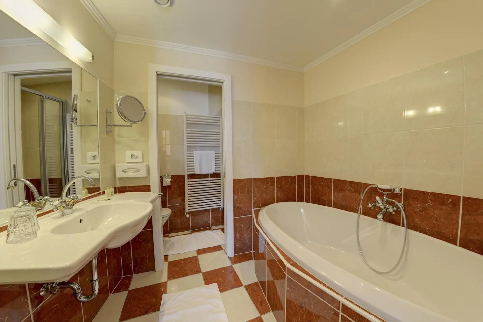 Shower in Das Moerisch