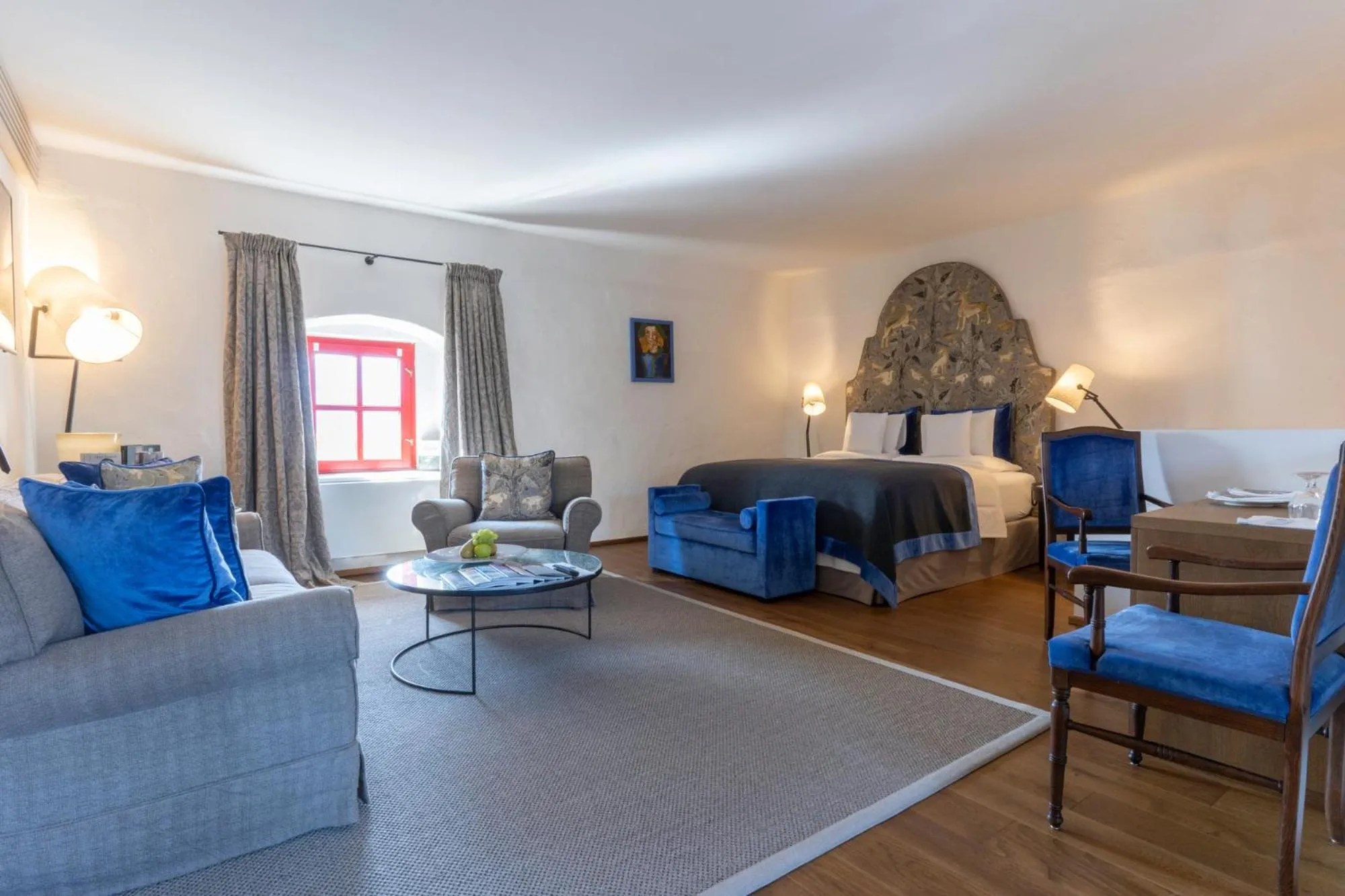 Photo of the whole room in TAUROA Schloss Gabelhofen