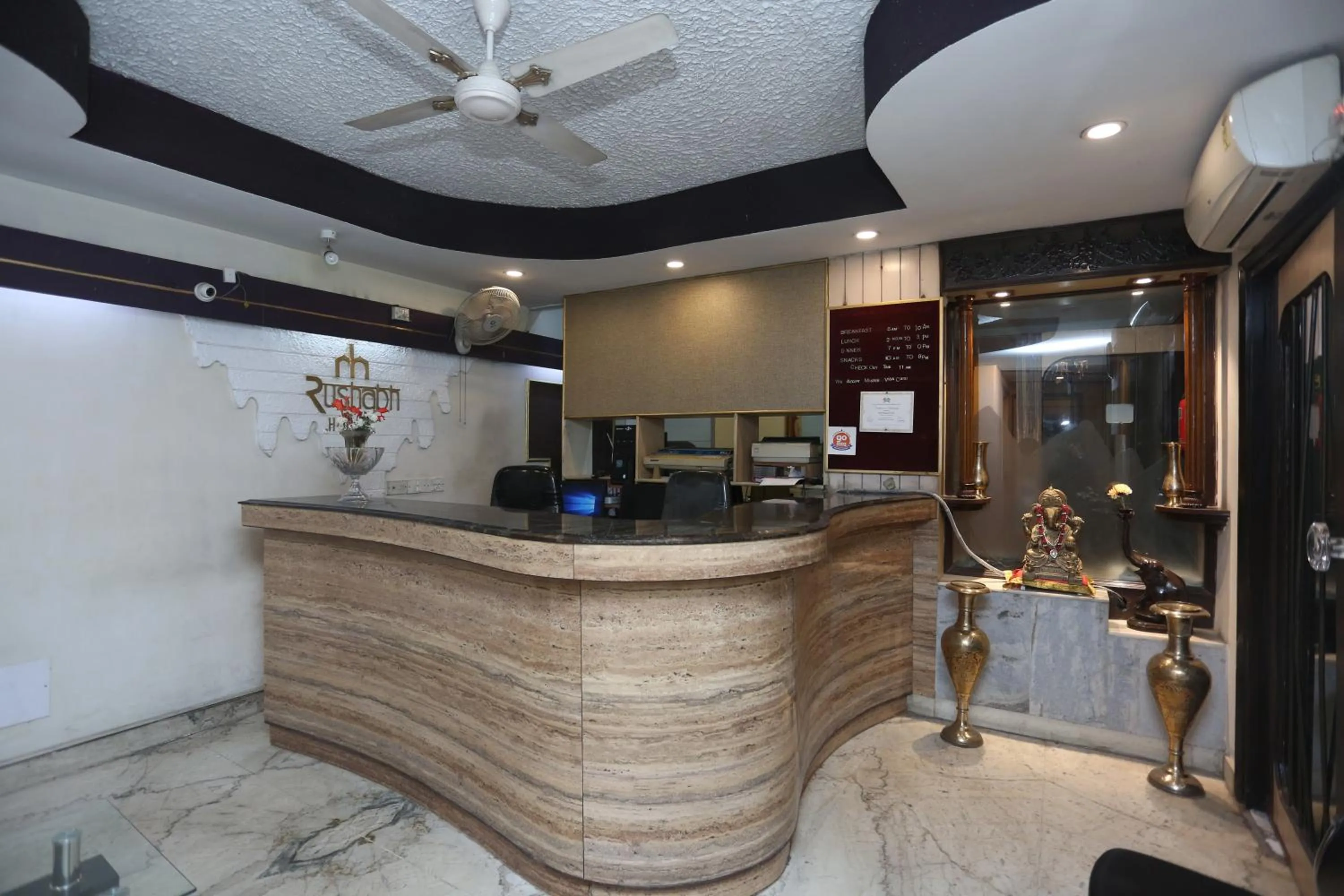 Property building in Hotel Rushabh Home