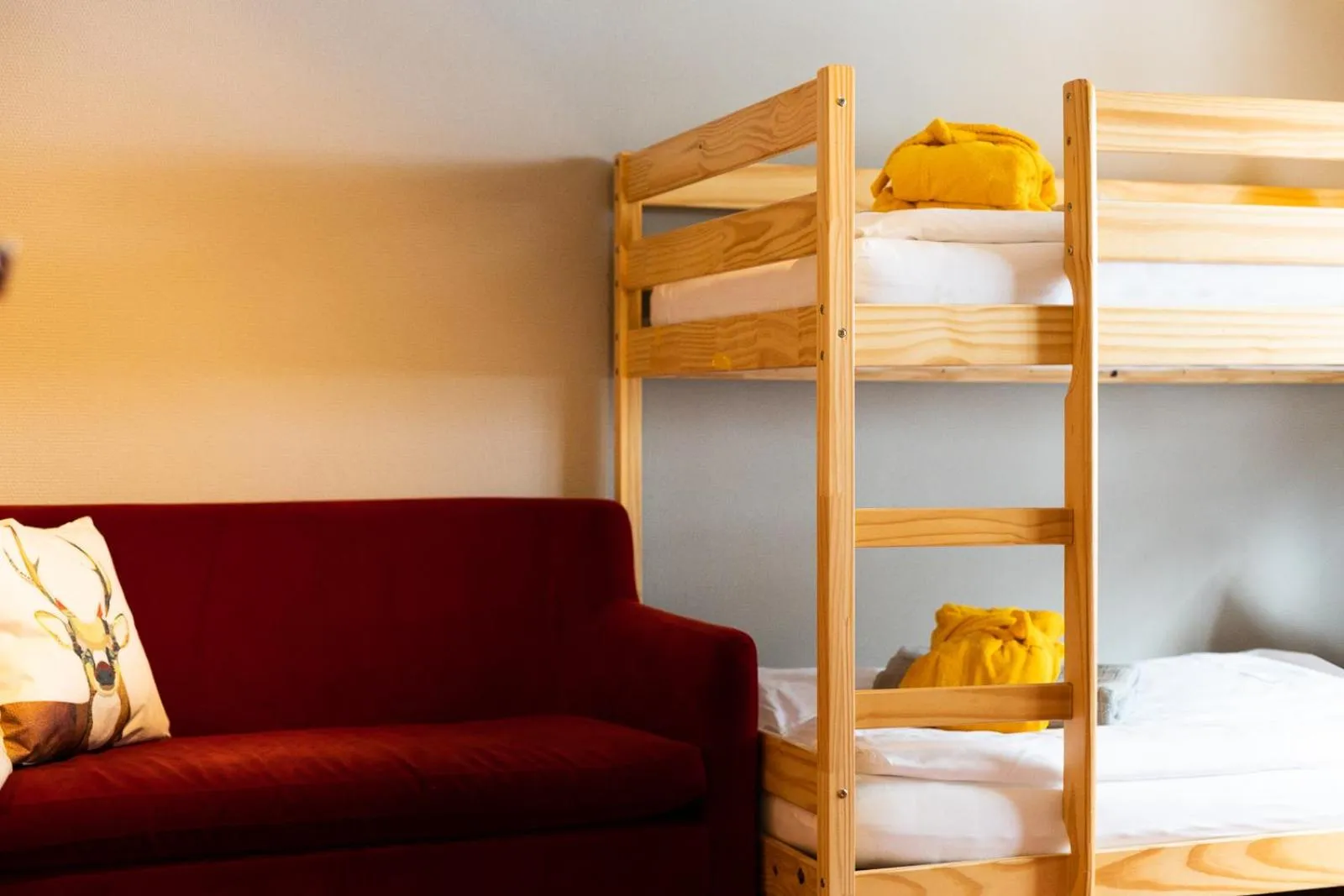 bunk bed, Bed in Walliserhof