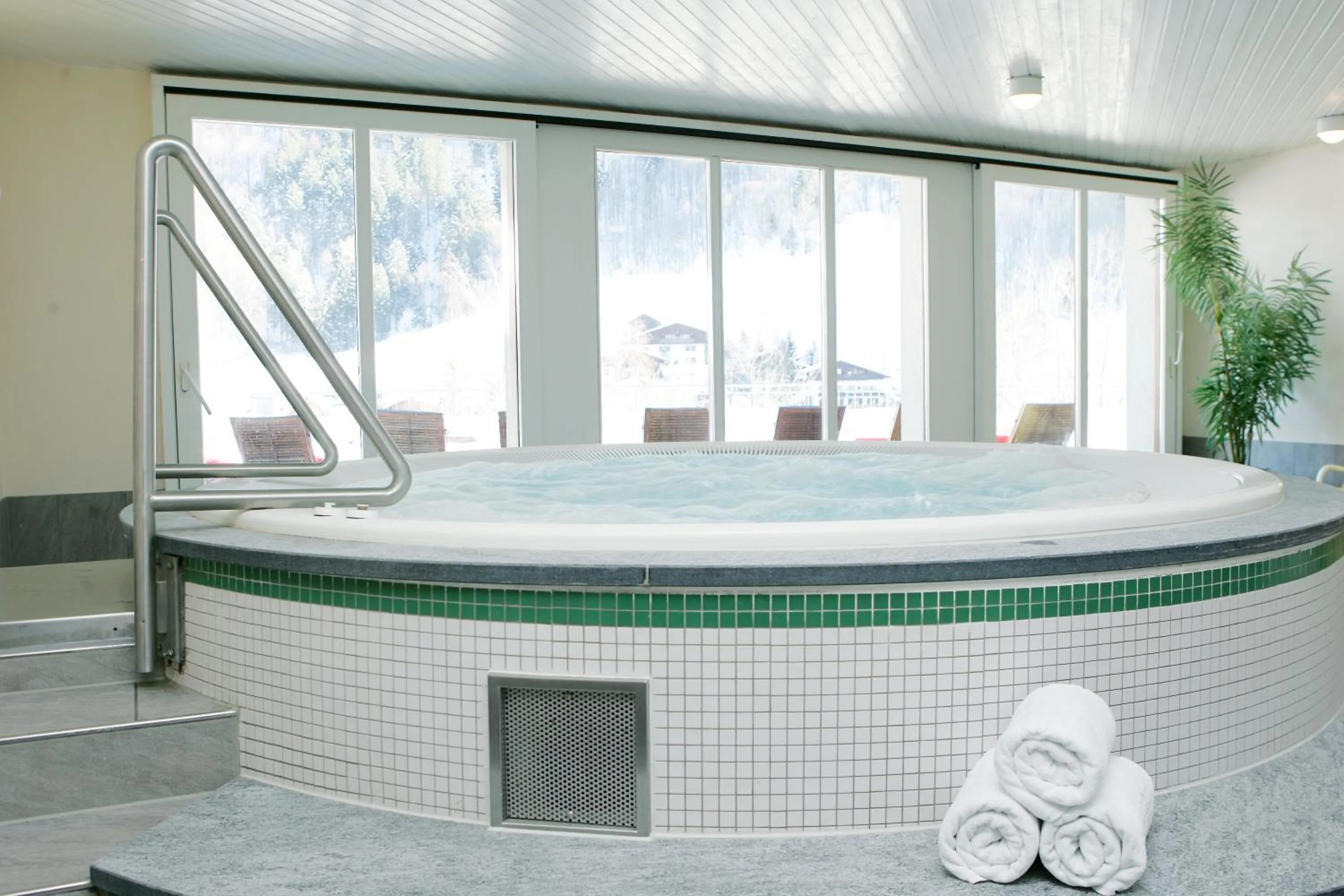 Hot Tub in Walliserhof