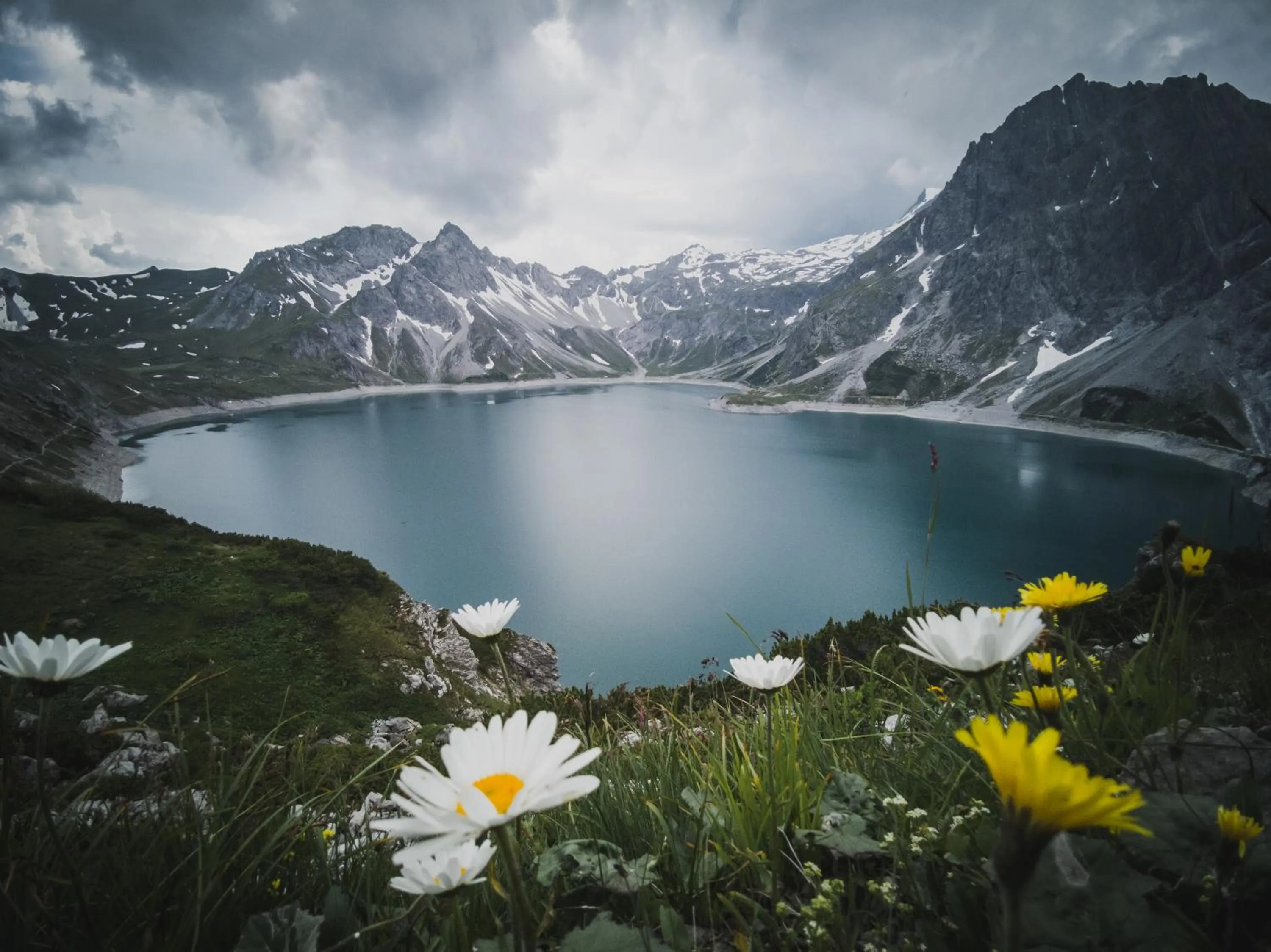 Hiking in Walliserhof