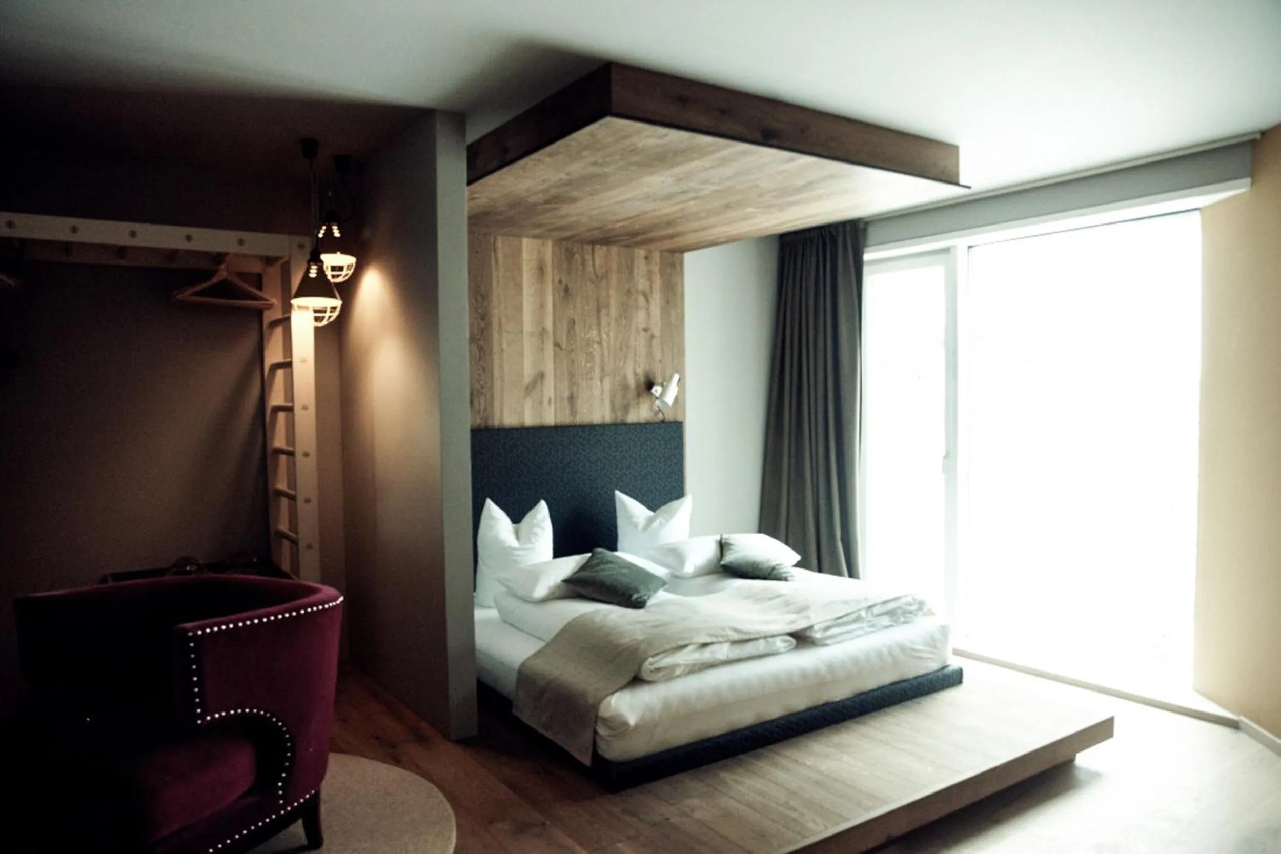Bedroom, Bed in Walliserhof