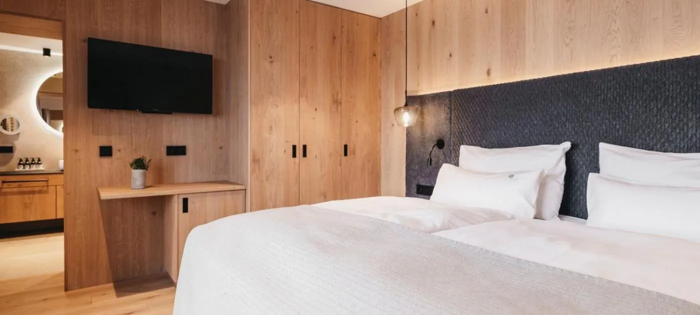 Bedroom, Bed in Hotel Oberforsthof