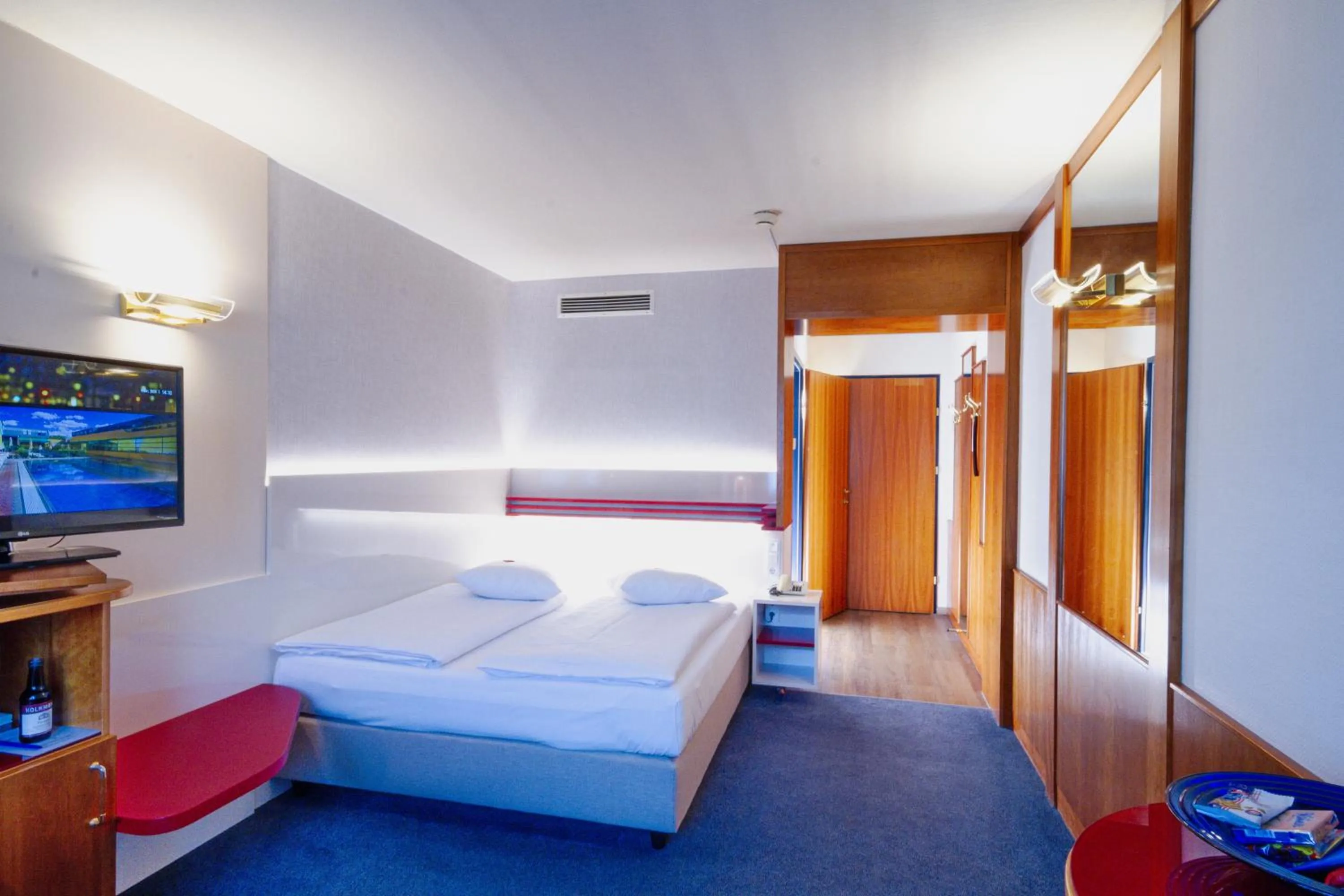 Bed in Vienna Sporthotel