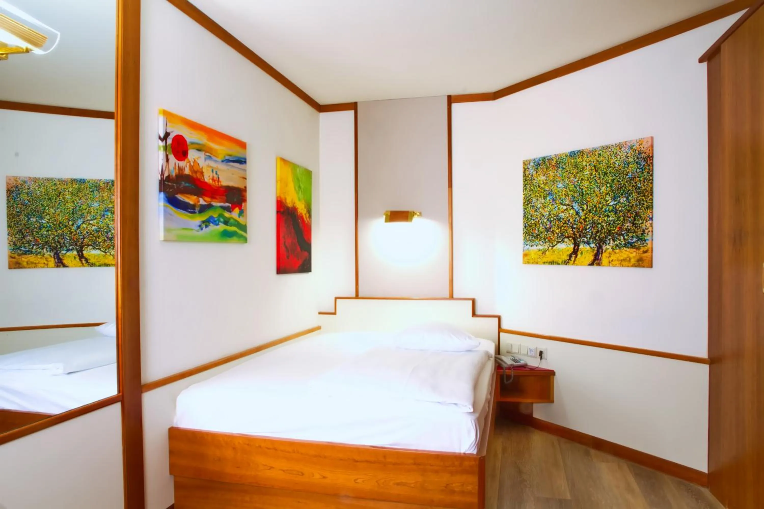 Bed in Vienna Sporthotel