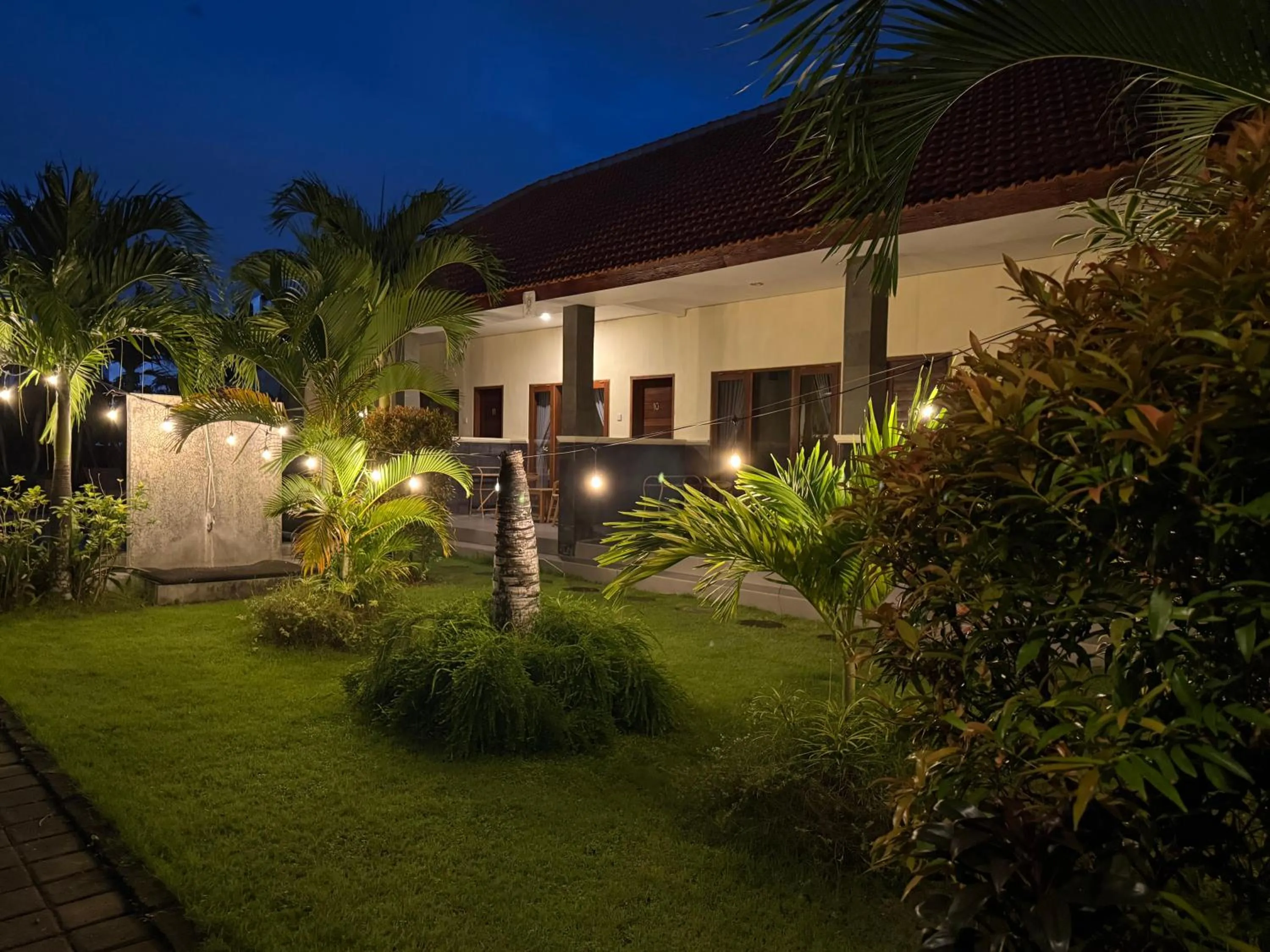 Garden view in Dega Gardens