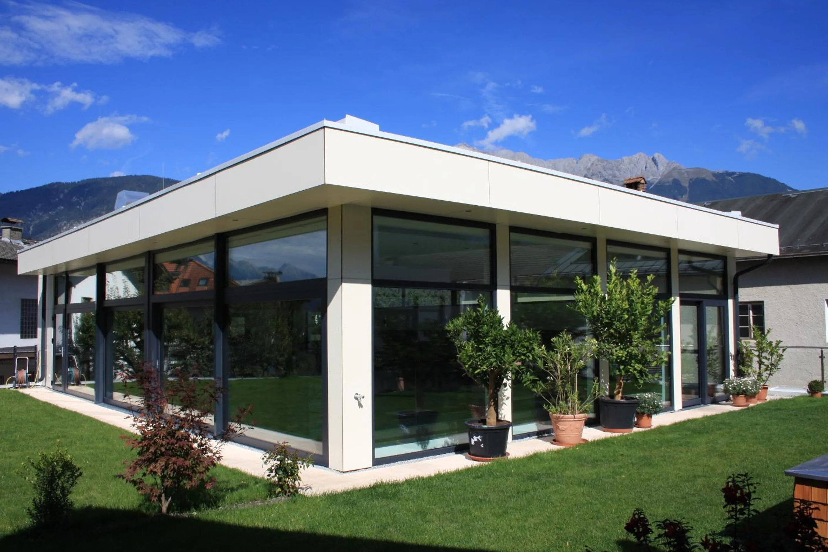 Swimming pool in Hotel Rettenberg