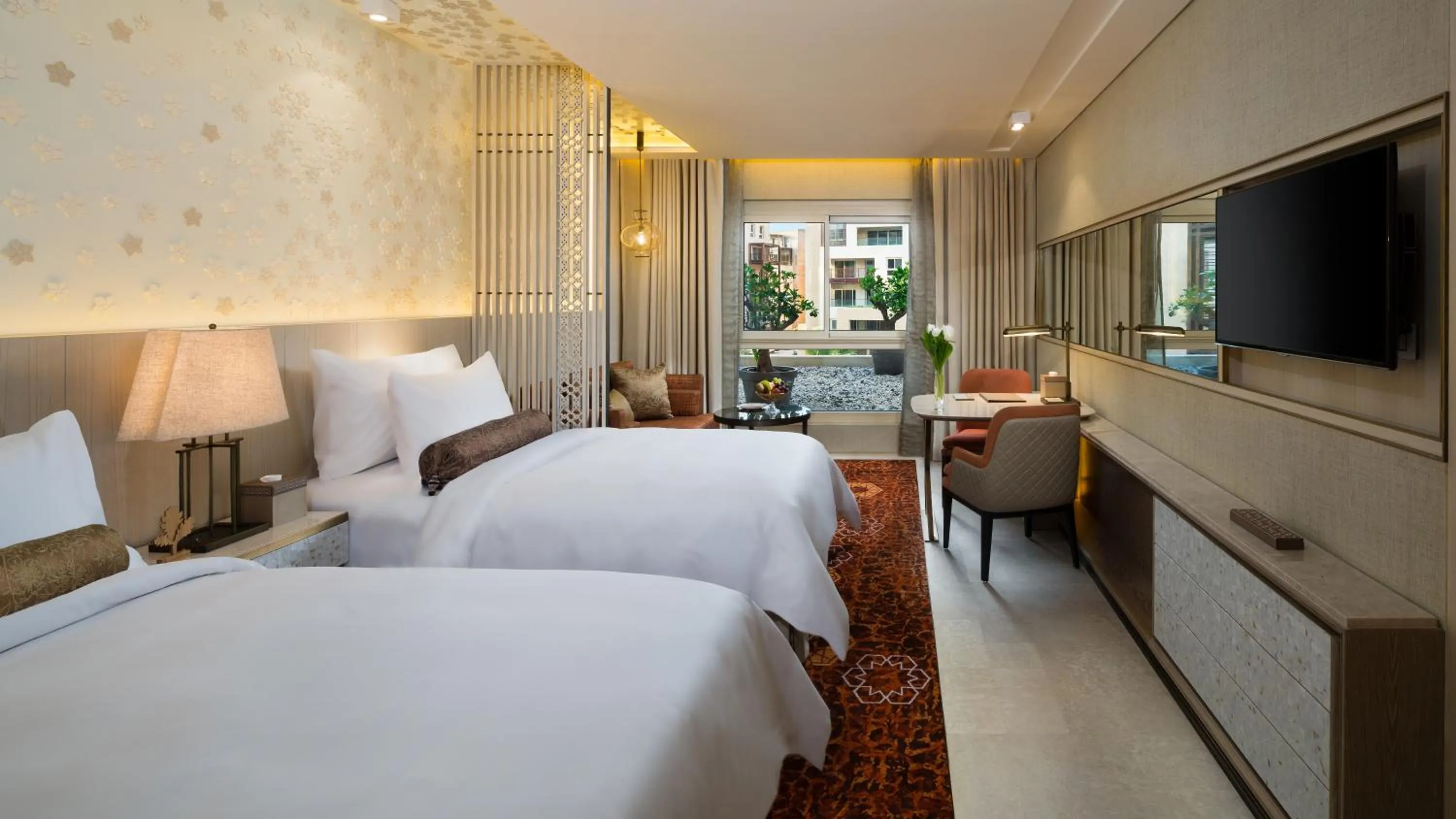 Bed in Kempinski Summerland Hotel & Resort Beirut