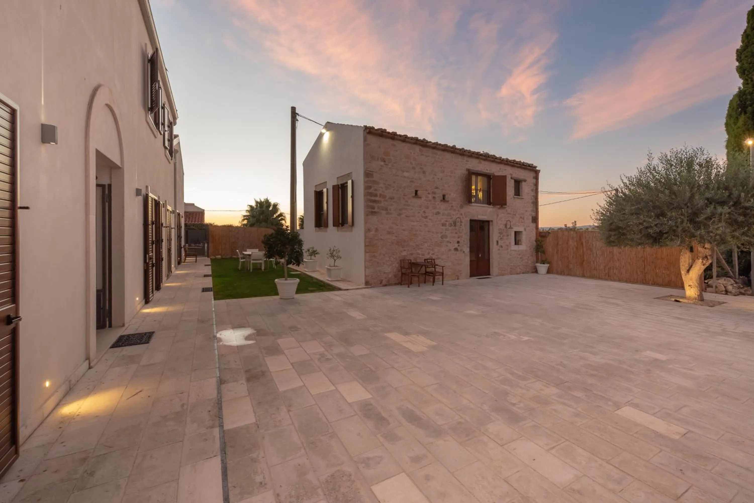 Property building in Kinanto Bioresort