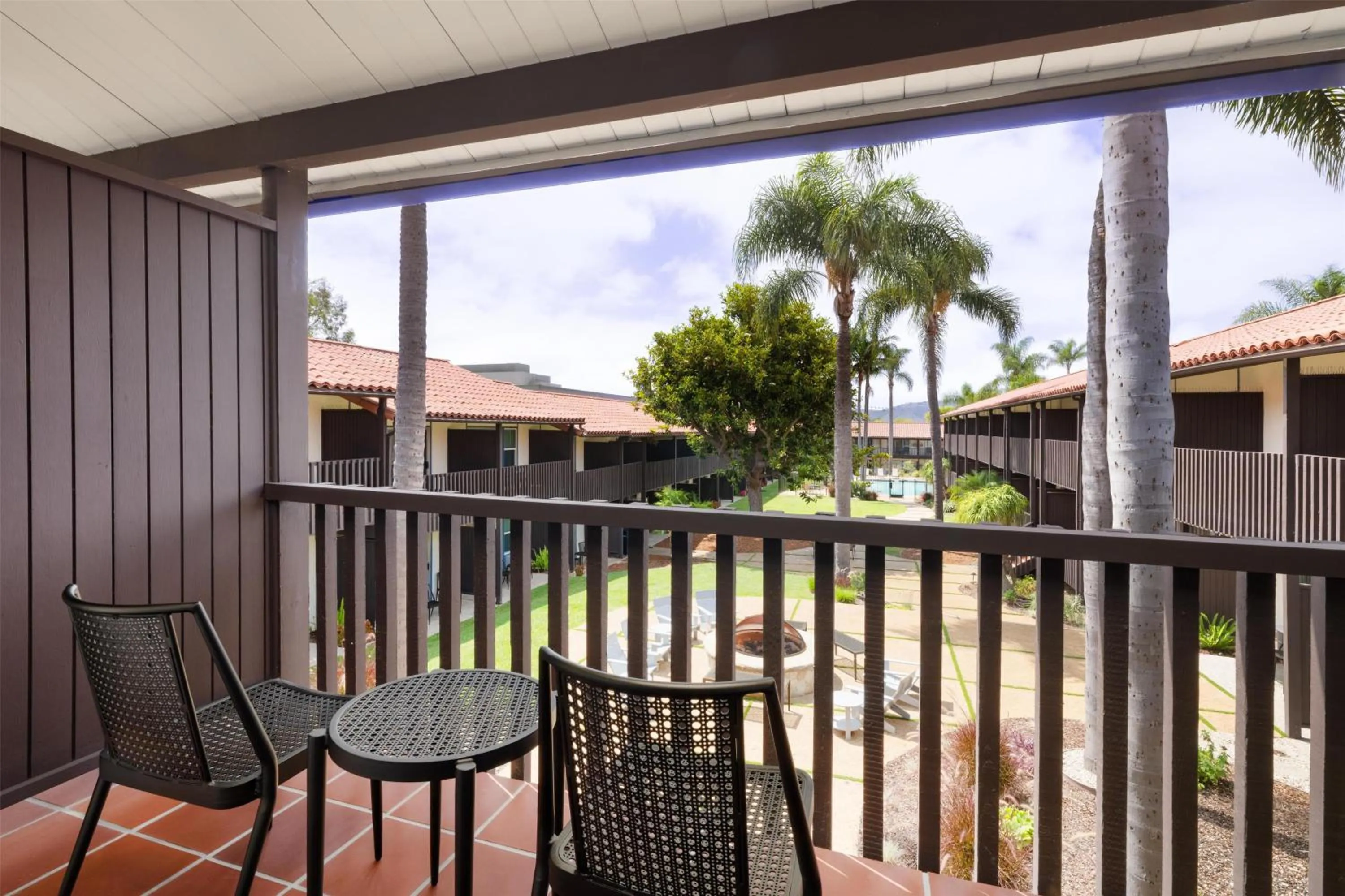 Bedroom in Best Western Plus Pepper Tree Inn