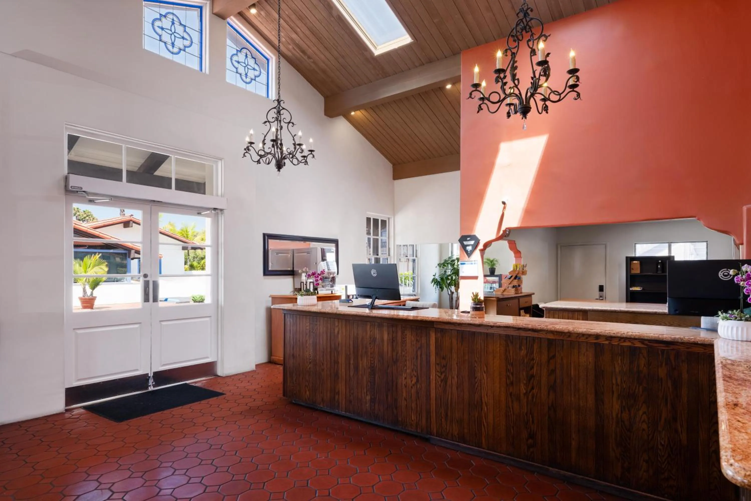 Lobby or reception in Best Western Plus Pepper Tree Inn