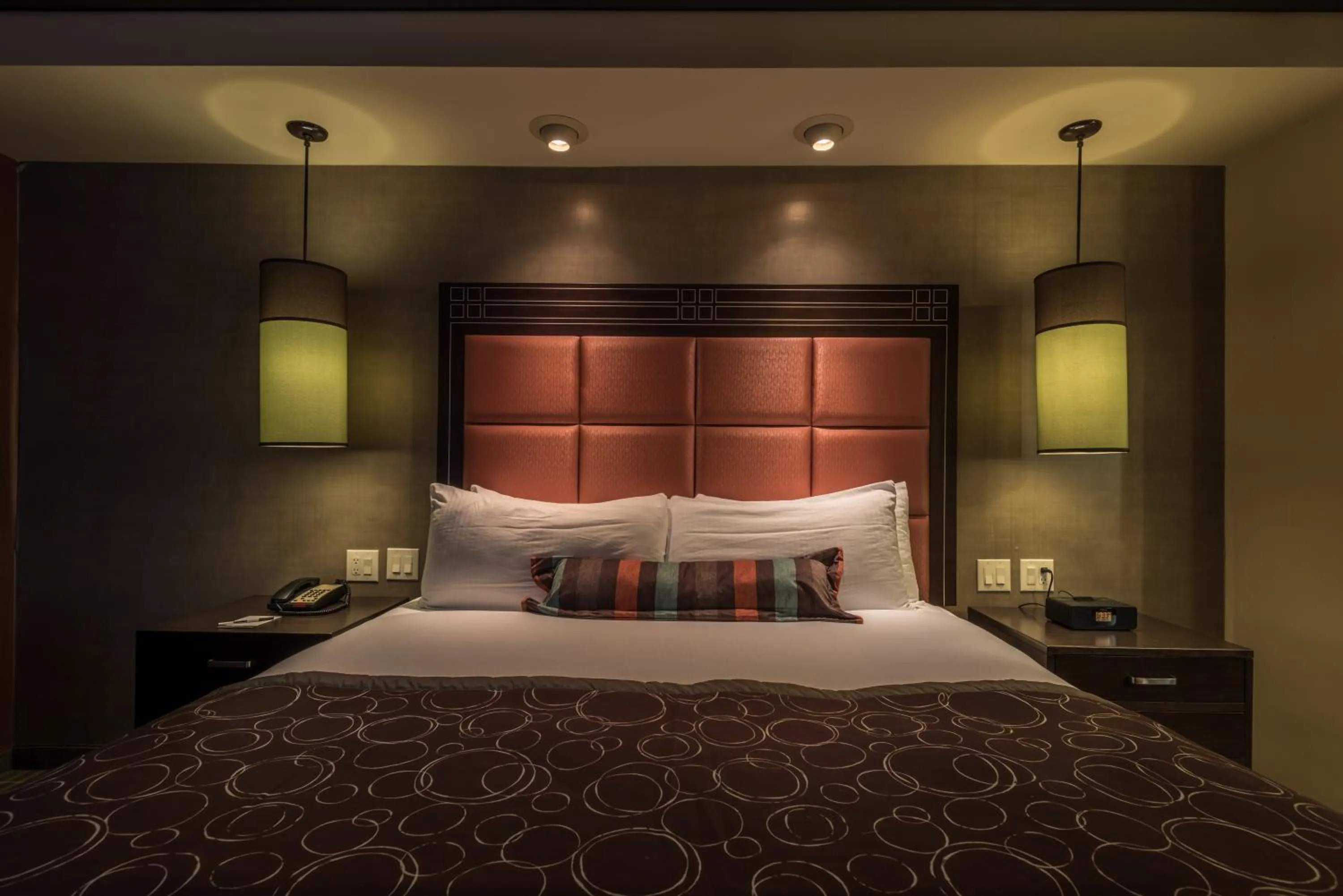 Bed in Staybridge Suites DFW Airport North by IHG