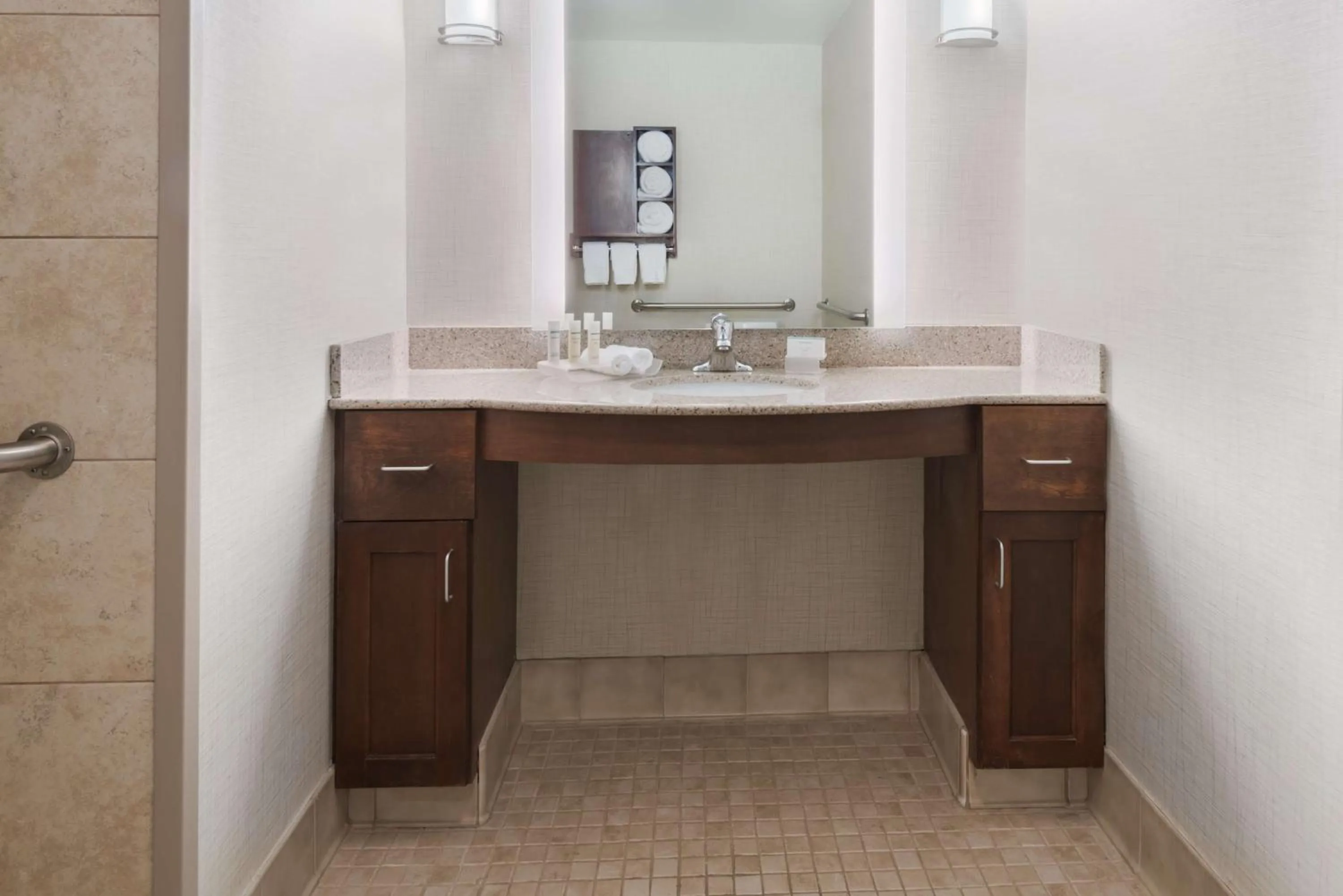 Bathroom in Homewood Suites by Hilton Holyoke-Springfield/North