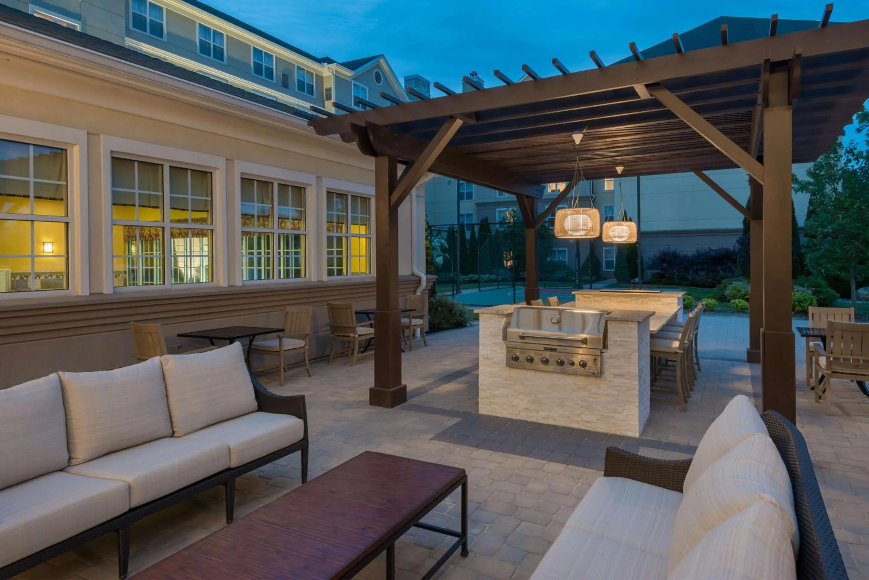 Patio in Homewood Suites by Hilton Holyoke-Springfield/North