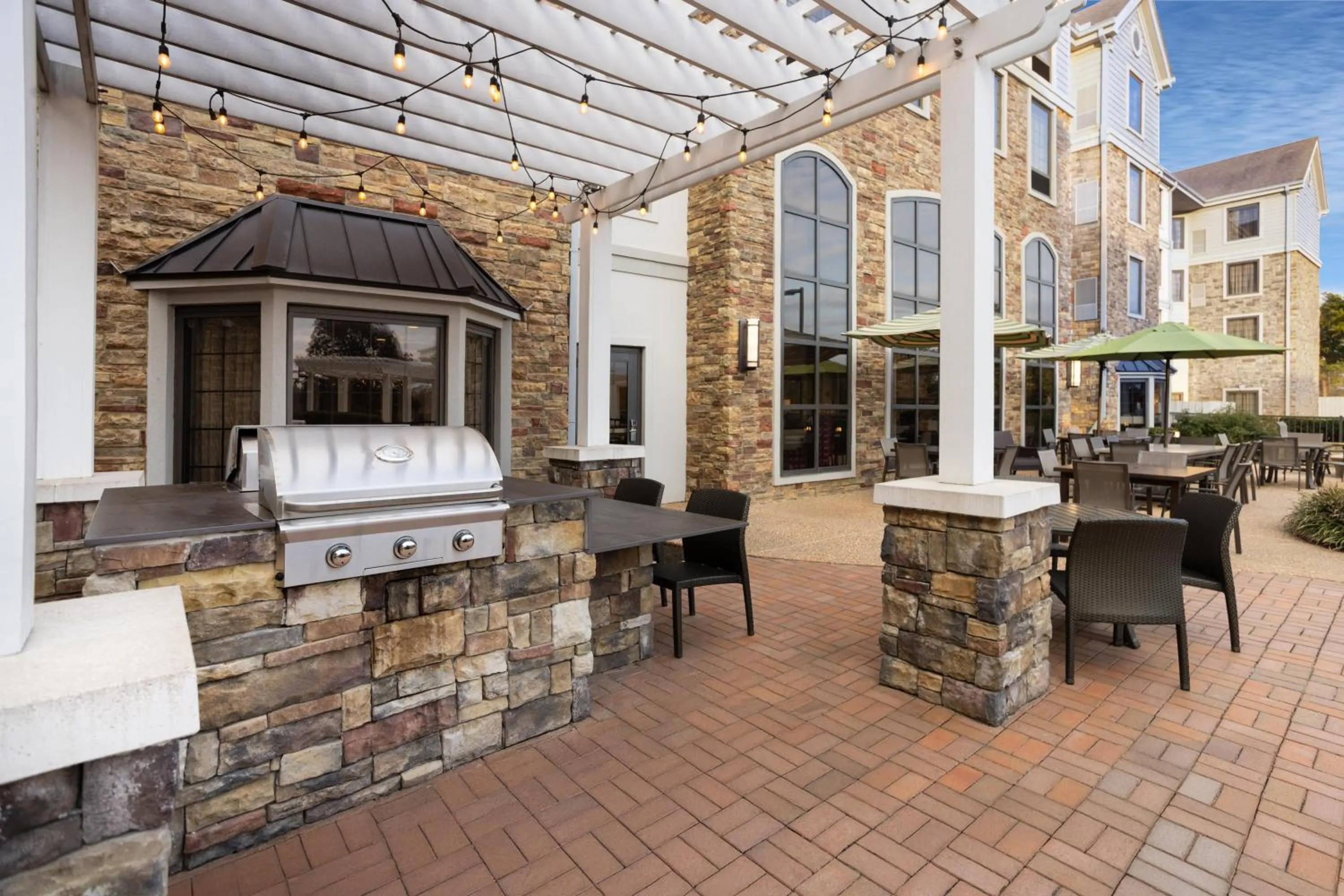 Patio in Homewood Suites By Hilton Montgomery EastChase