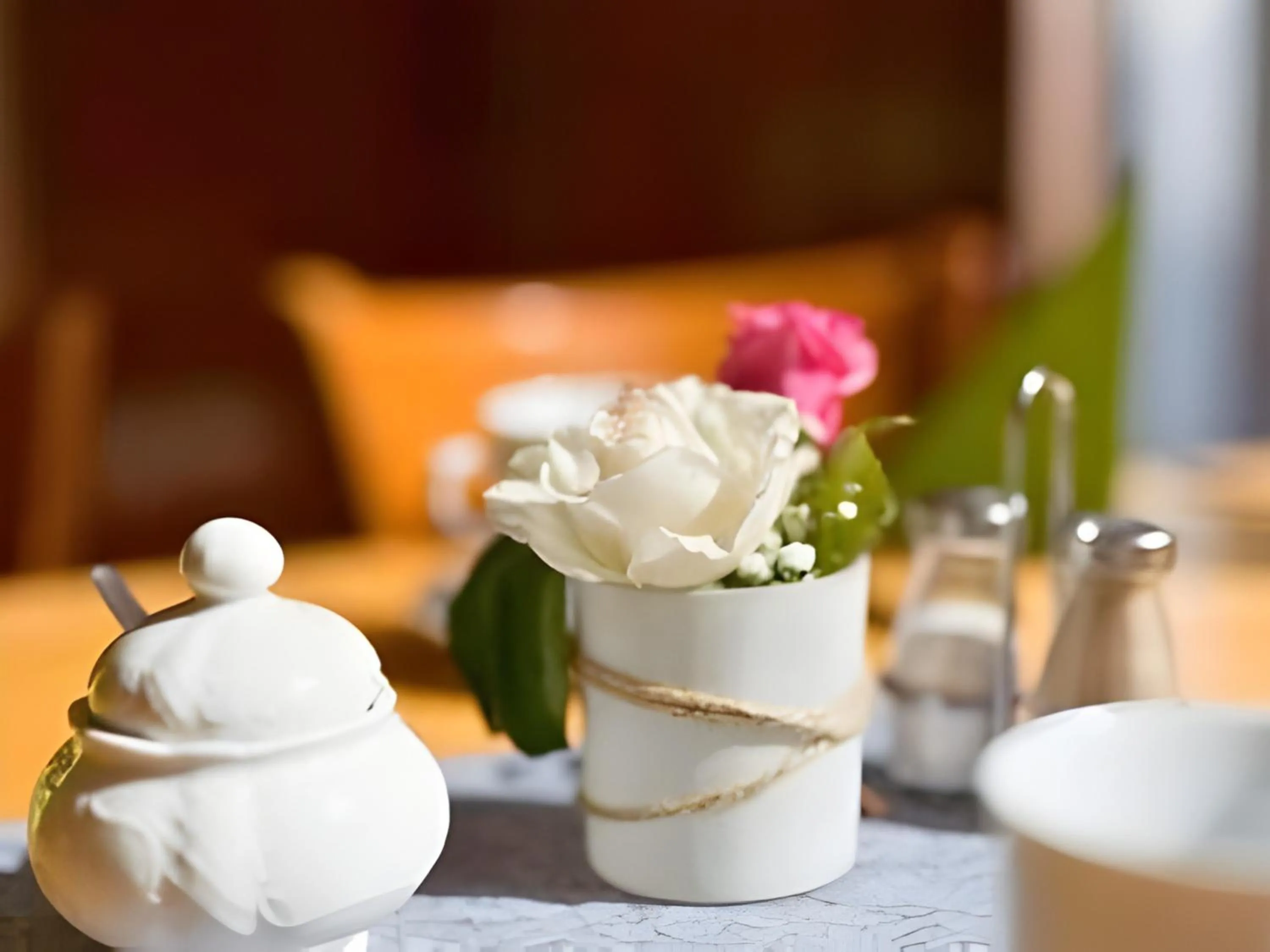 Decorative detail in Hotel Sarah