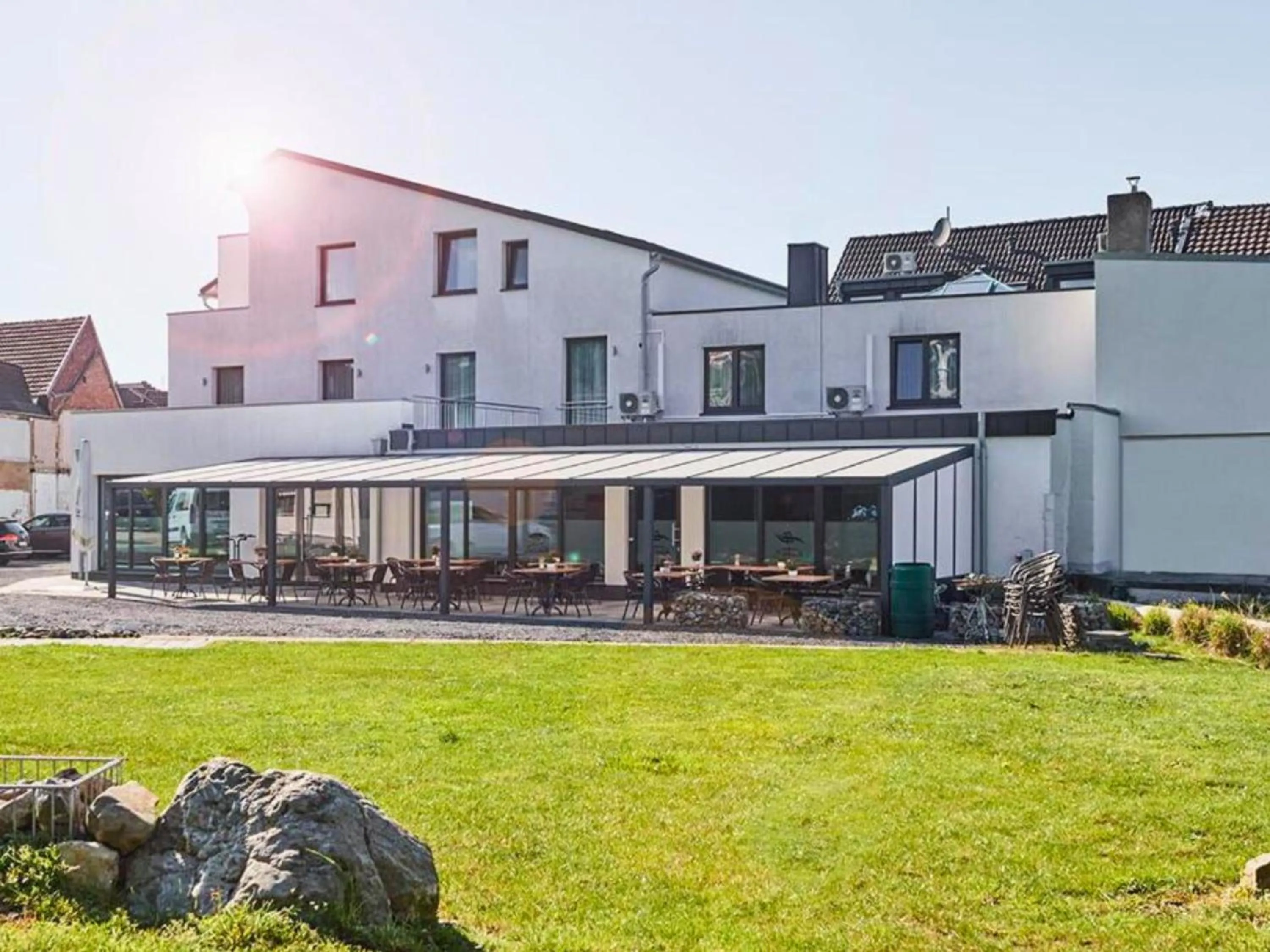 Property building in Hotel Sarah