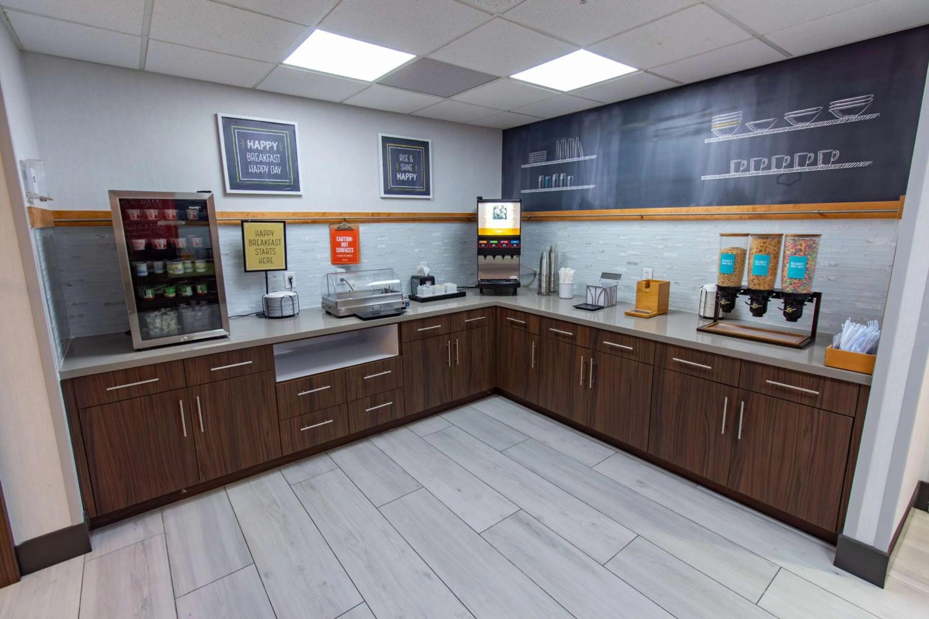 Breakfast in Hampton Inn & Suites Denton