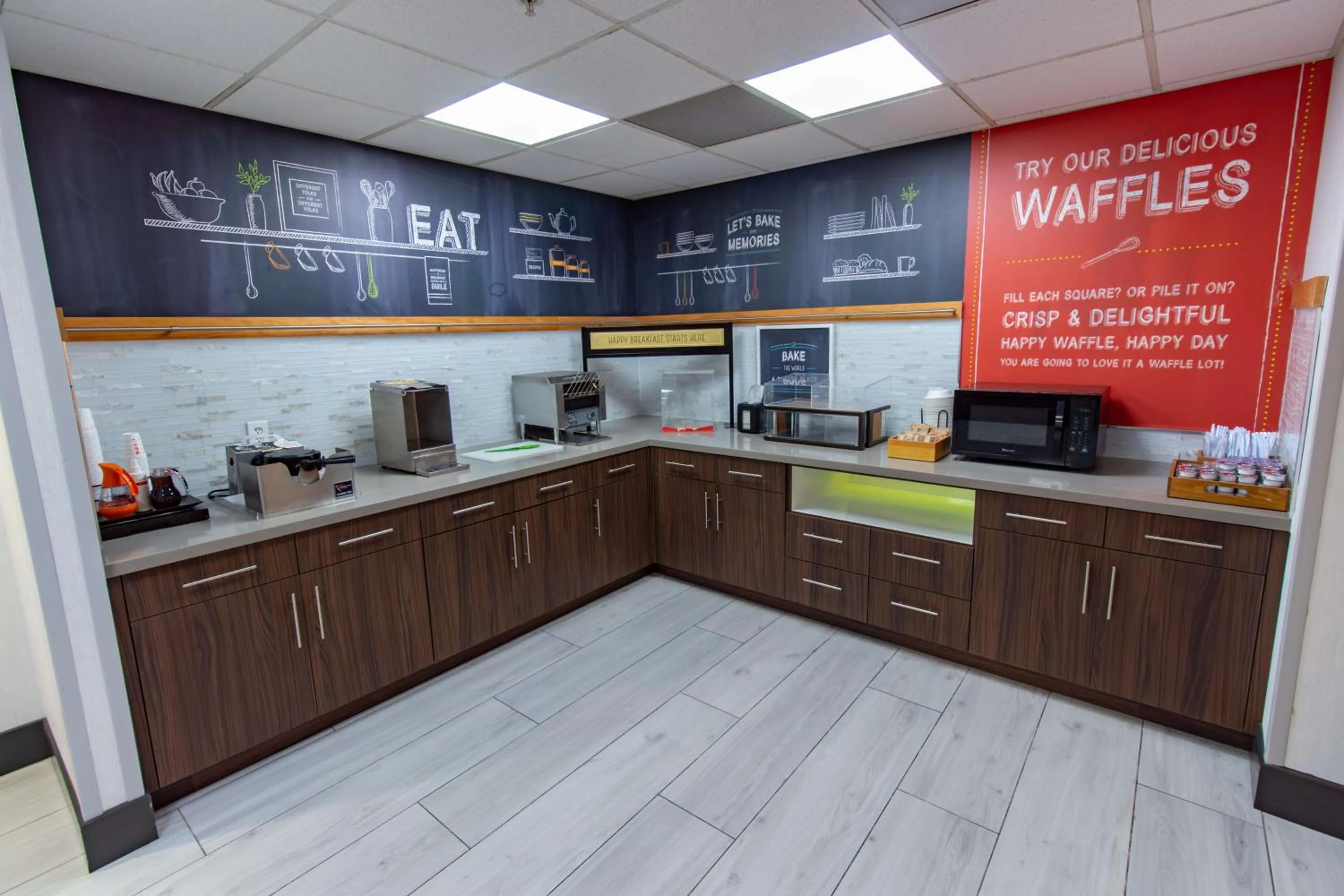 Breakfast in Hampton Inn & Suites Denton