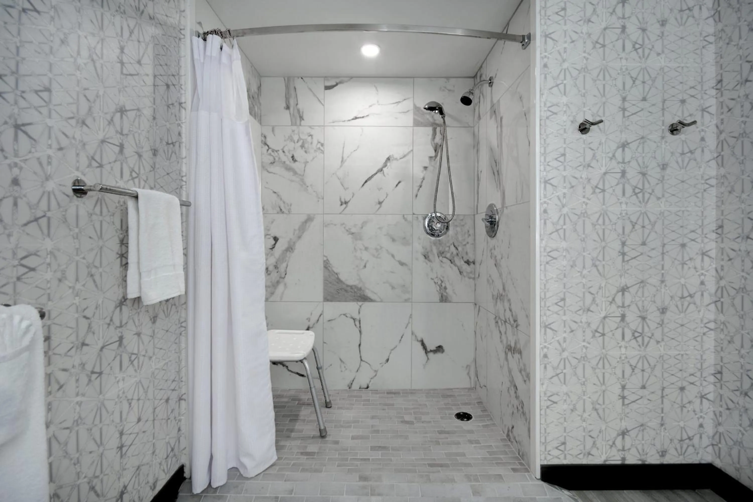 Bathroom in Crowne Plaza Auburn Hills by IHG