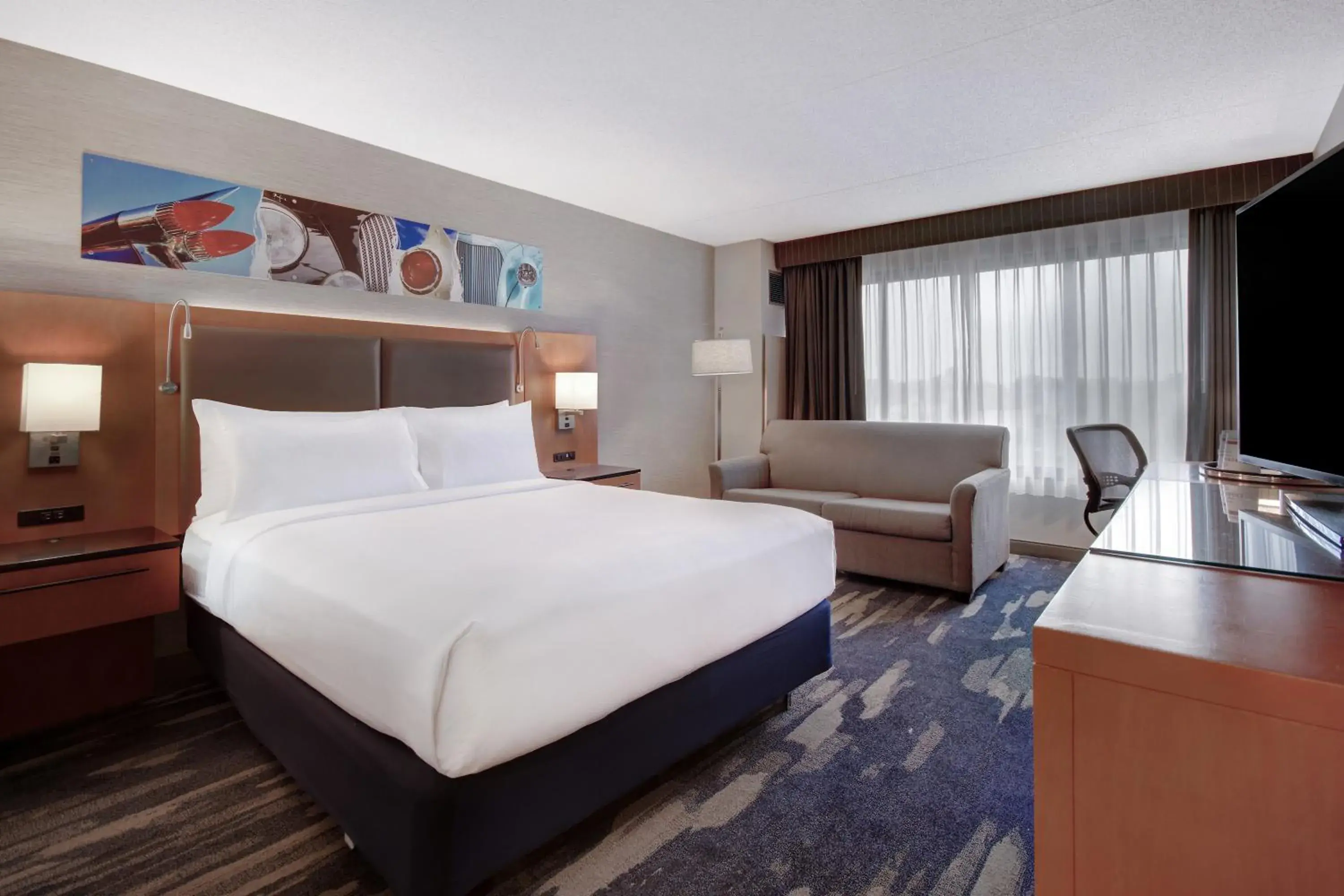 Standard Room in Crowne Plaza Auburn Hills by IHG Standard Room in Crowne Plaza Auburn Hills by IHG