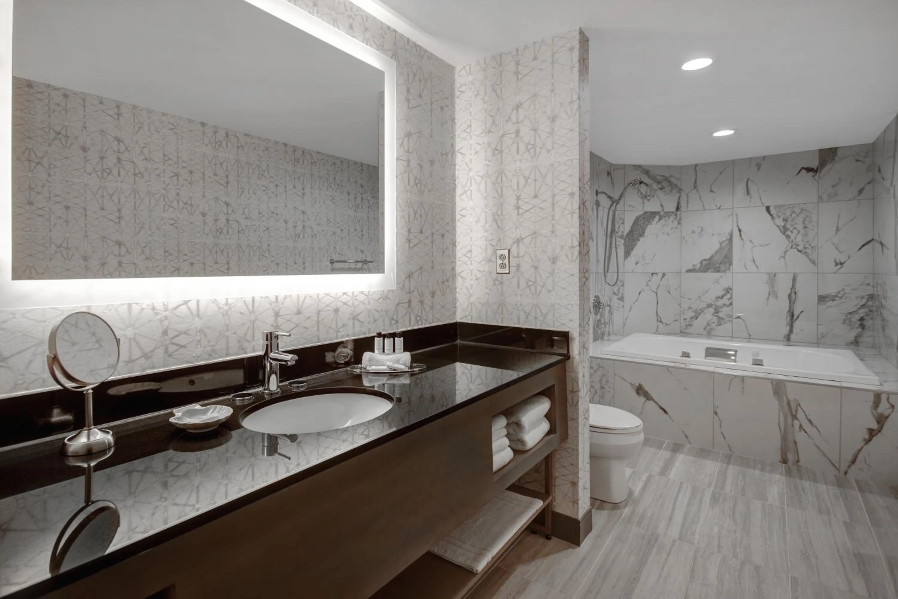 Bathroom in Crowne Plaza Auburn Hills by IHG