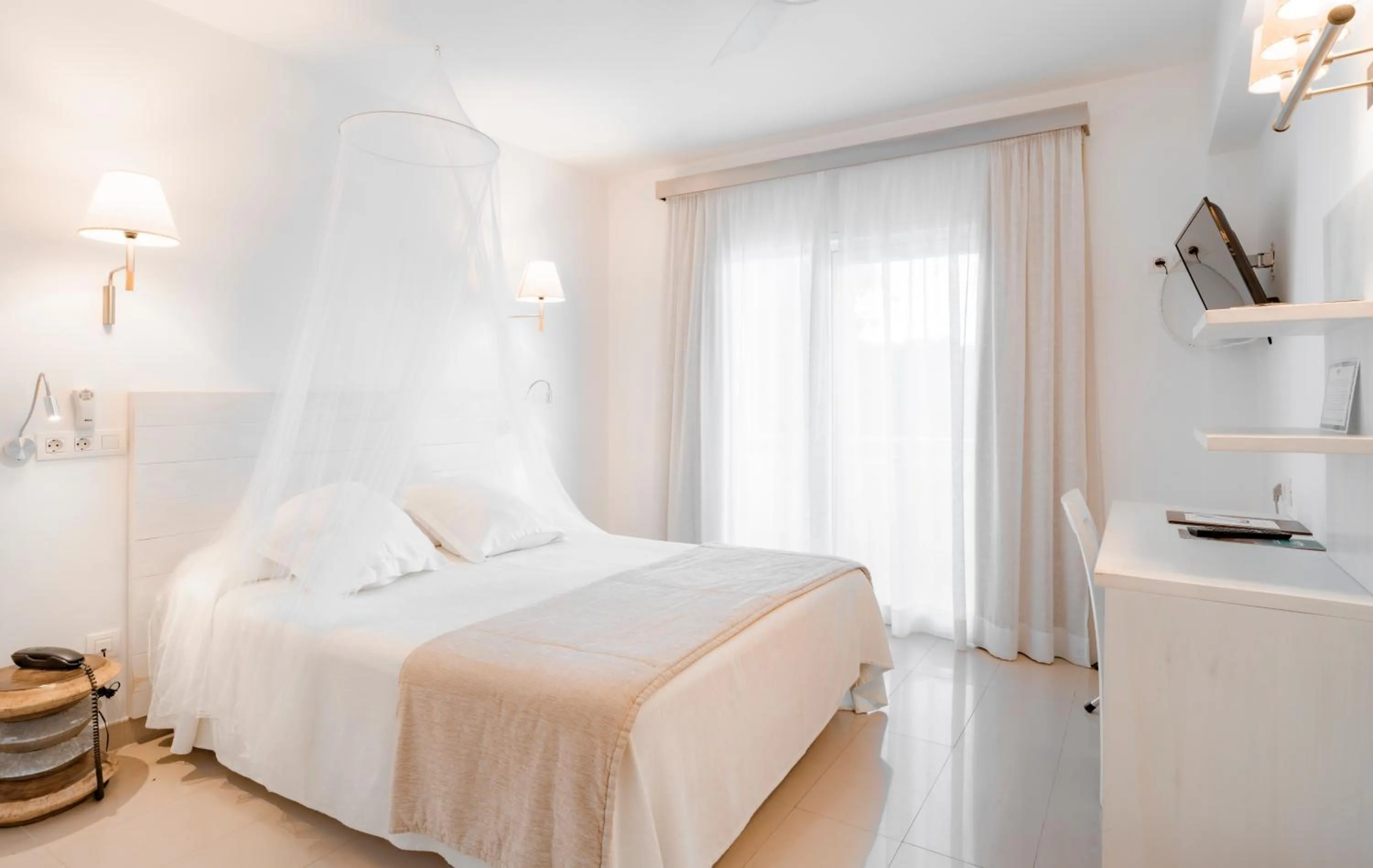 Bedroom in Hotel Sa Volta