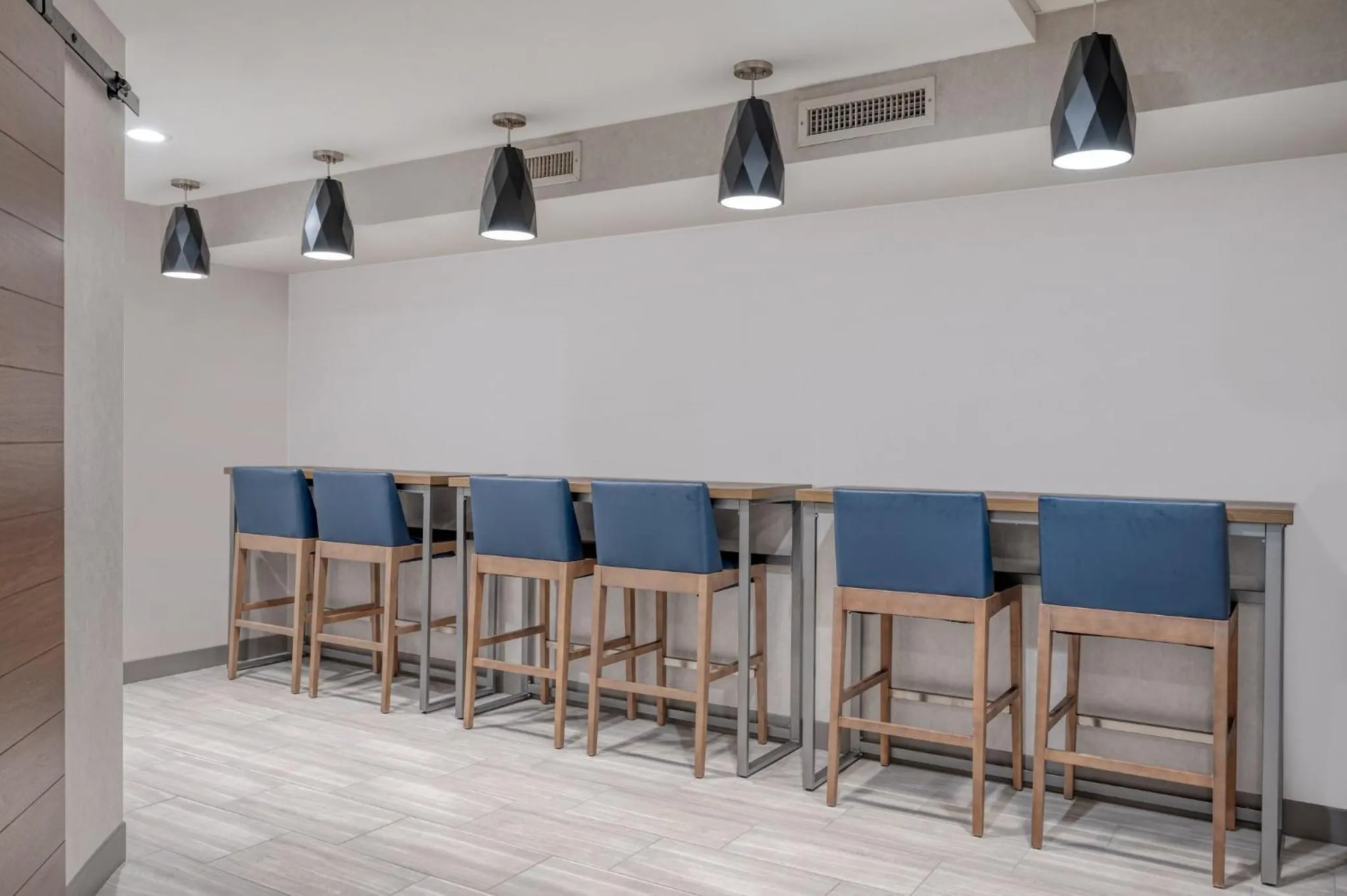 Breakfast in Holiday Inn Express & Suites Wadsworth by IHG