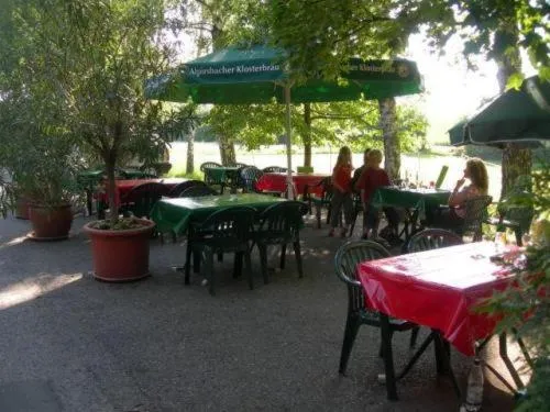 Garden in Gasthaus Zur Ölmühle