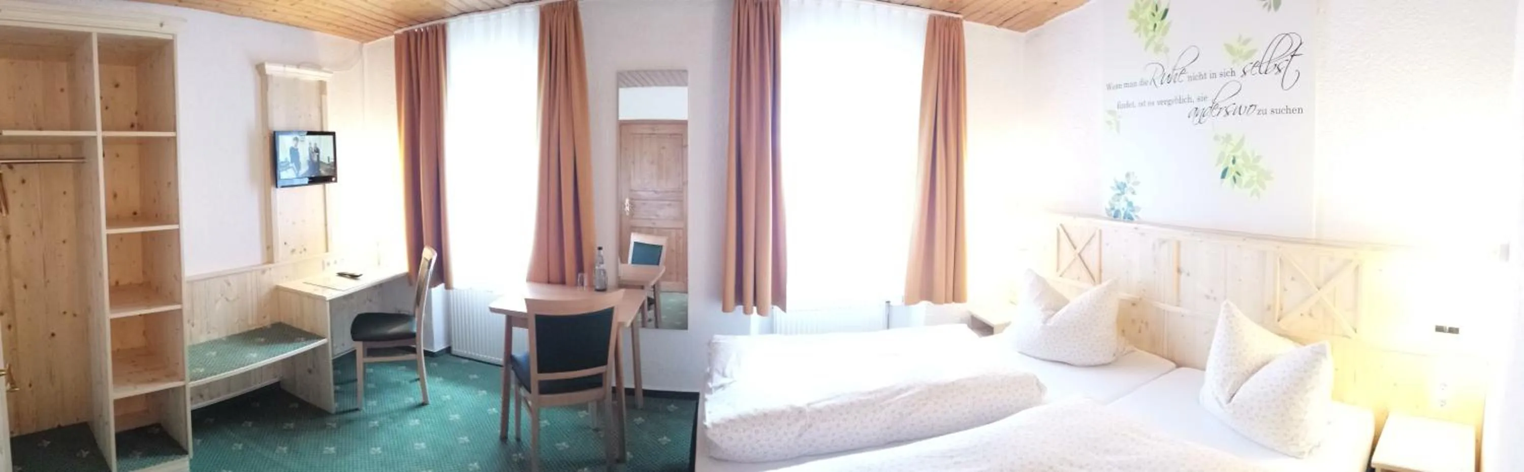 Photo of the whole room, Bed in Gasthaus Zur Ölmühle