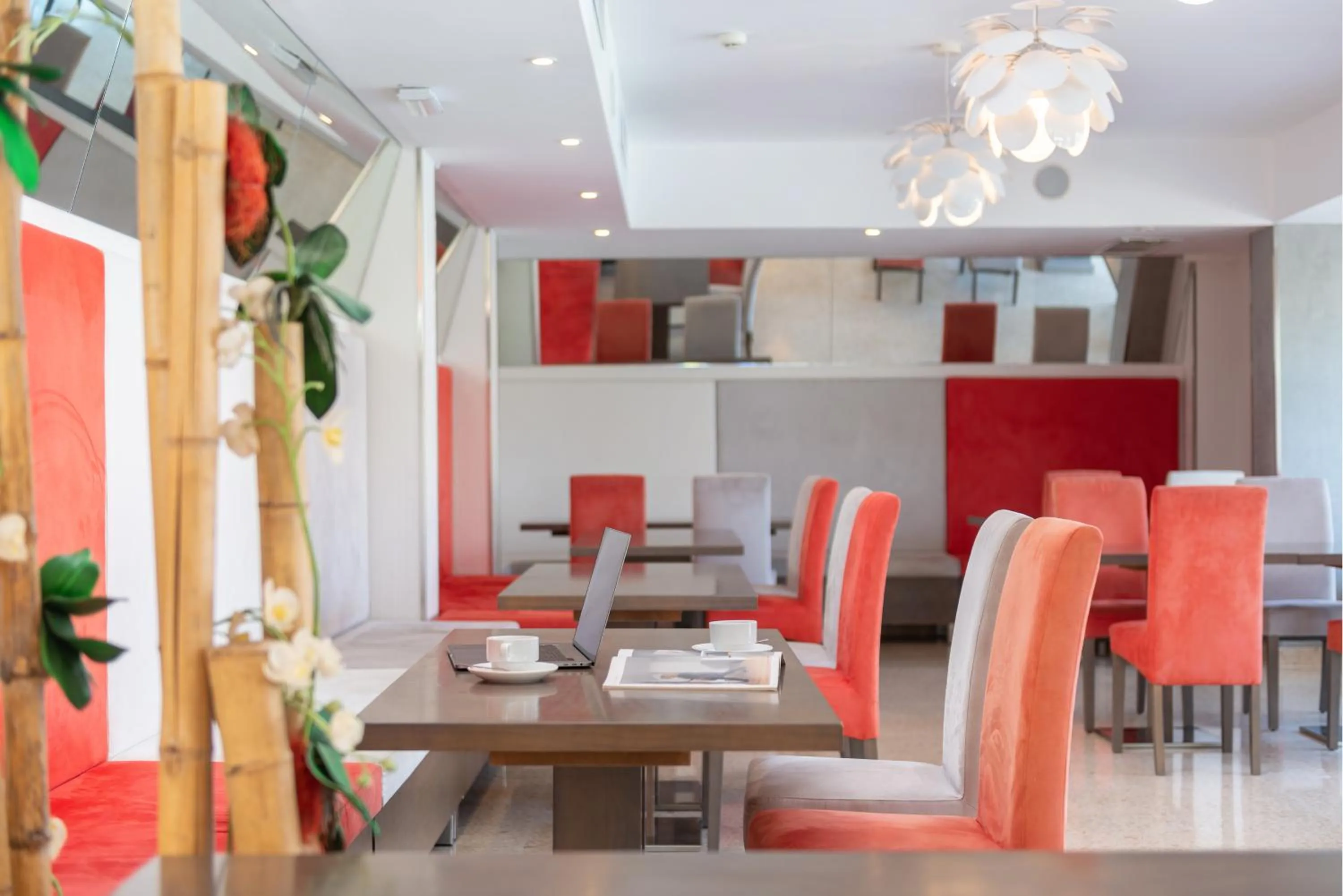 Restaurant/places to eat in Playas del Rey