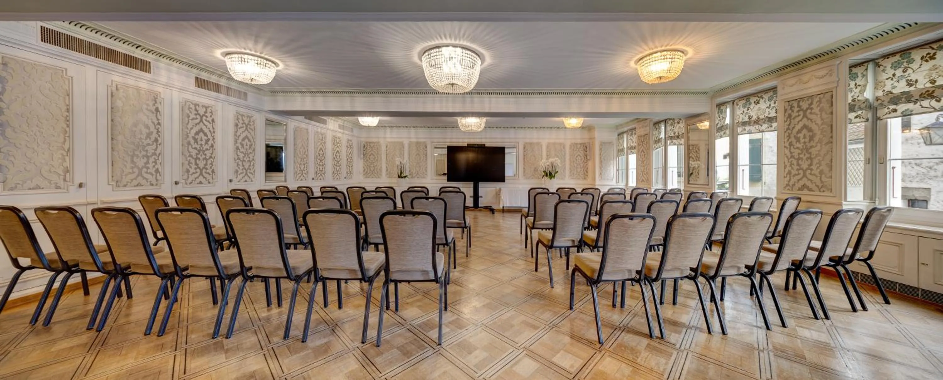 Banquet/Function facilities in Romantik Hotel Mont Blanc au Lac