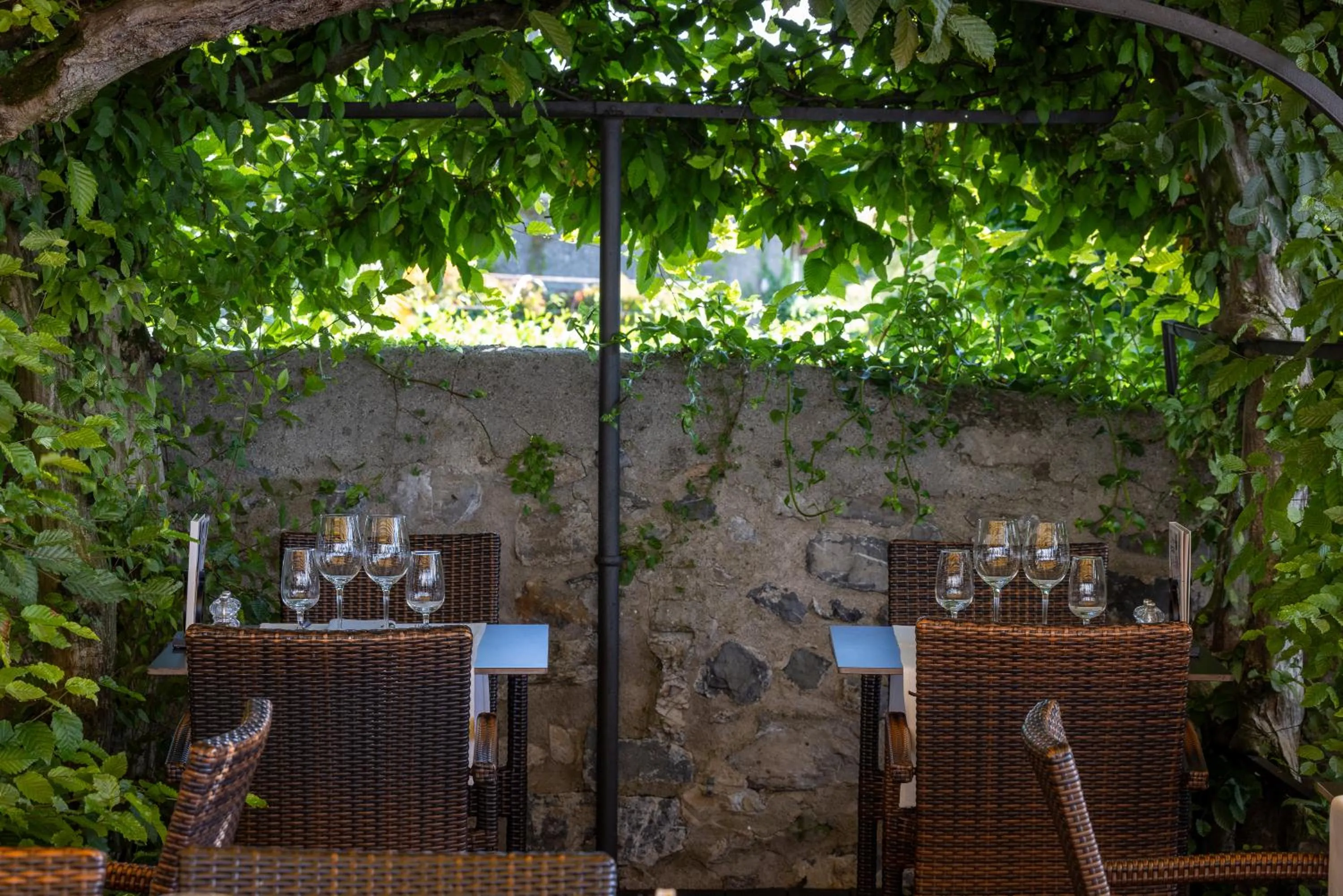 Restaurant/places to eat in Romantik Hotel Mont Blanc au Lac