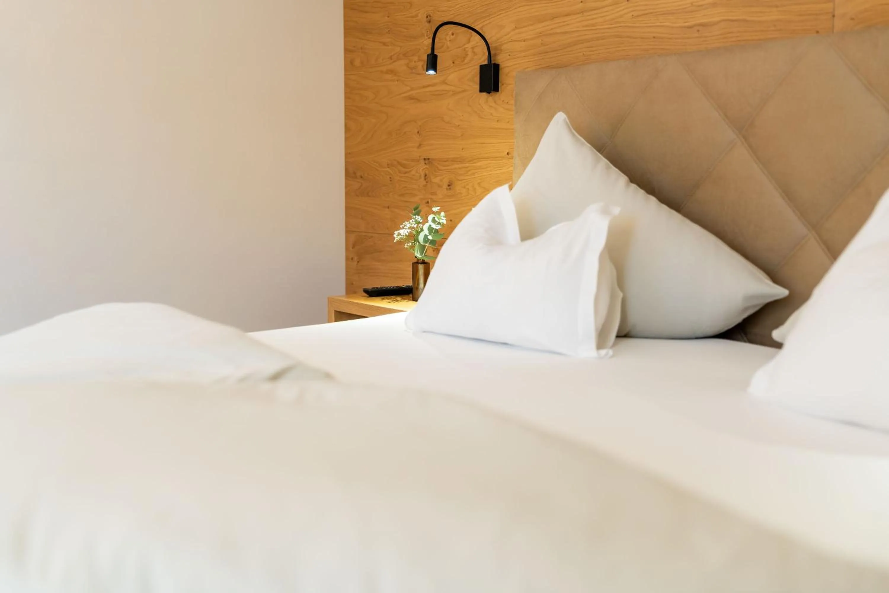 Bed in Hotel zum Hirschen Zell am See