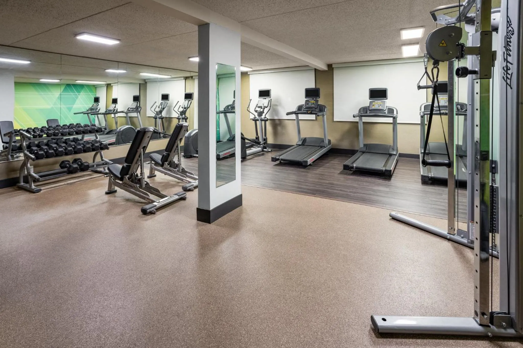Spa and wellness centre/facilities in Holiday Inn Morgantown - Reading Area by IHG