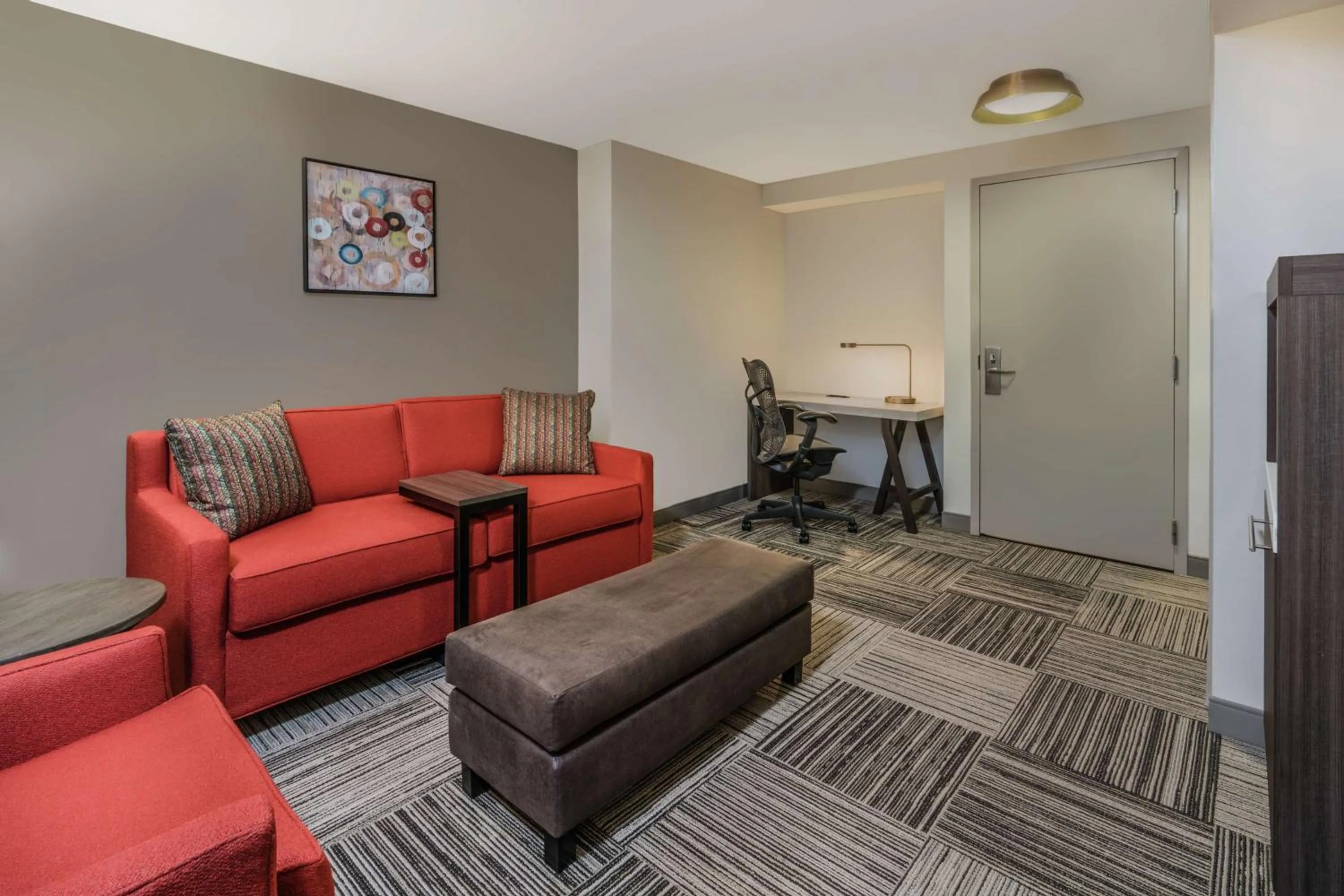 Living room in Hilton Garden Inn Syracuse