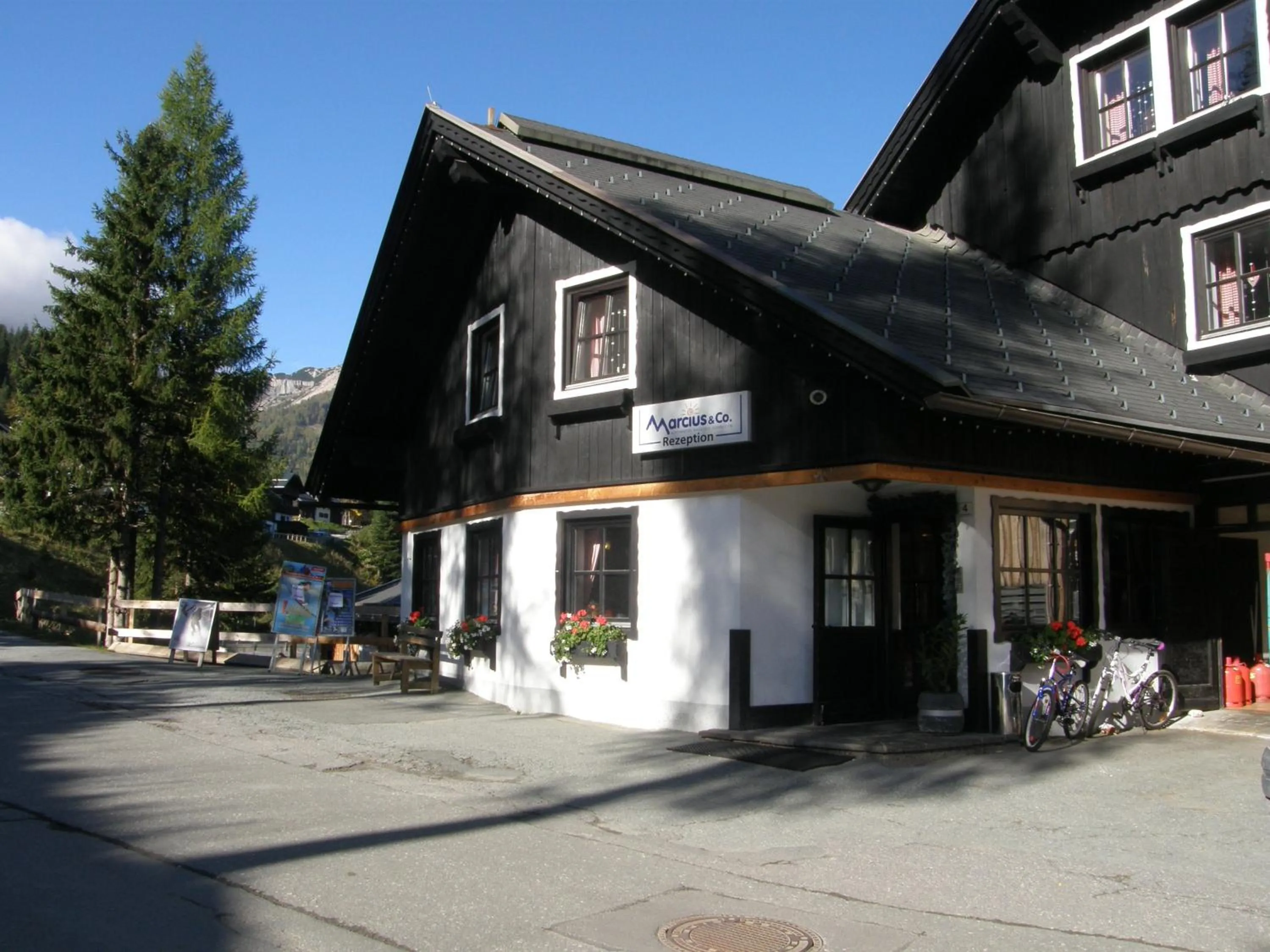 Property building in Alpenhotel Marcius
