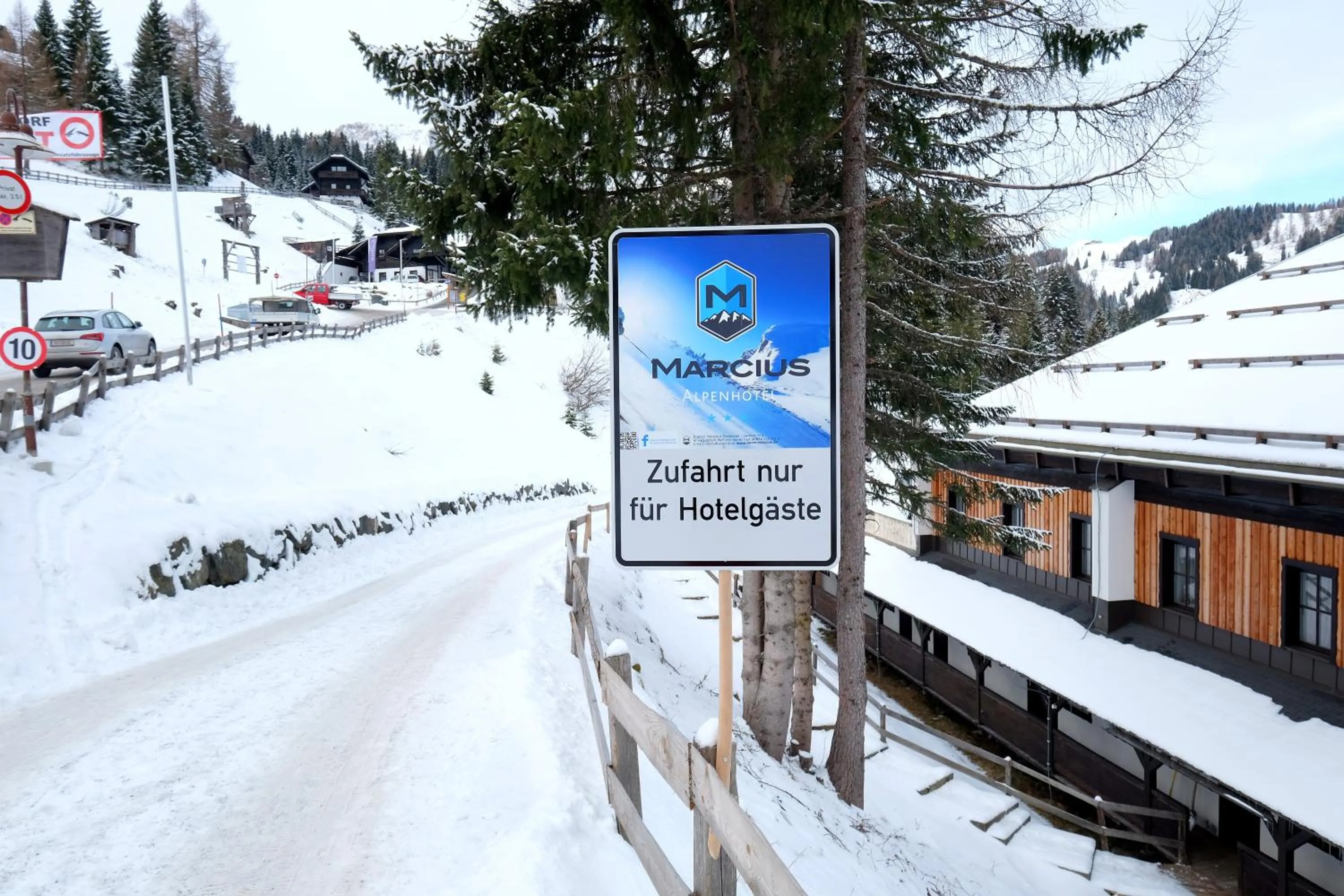 Winter in Alpenhotel Marcius