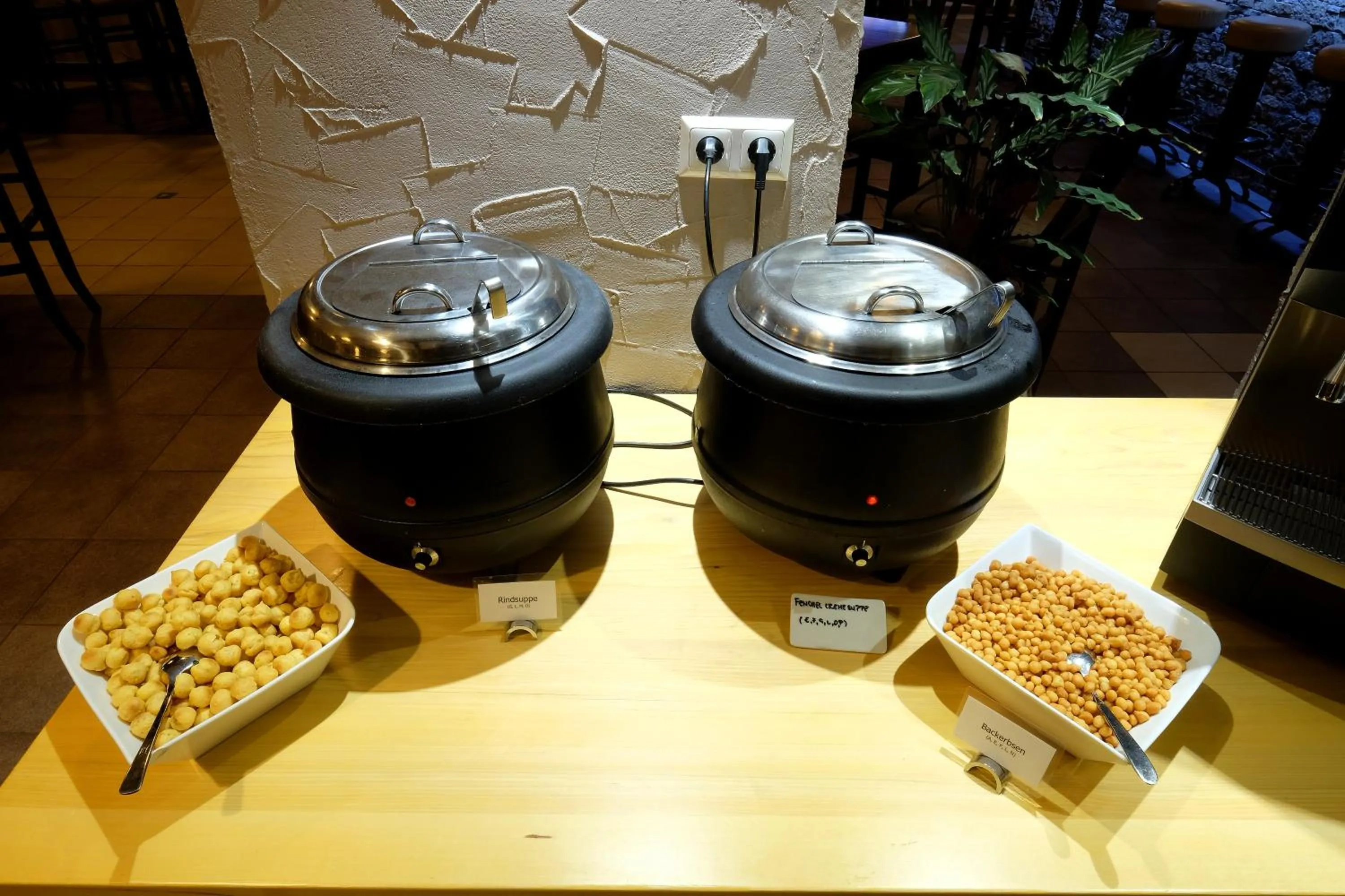 Restaurant/places to eat in Alpenhotel Marcius