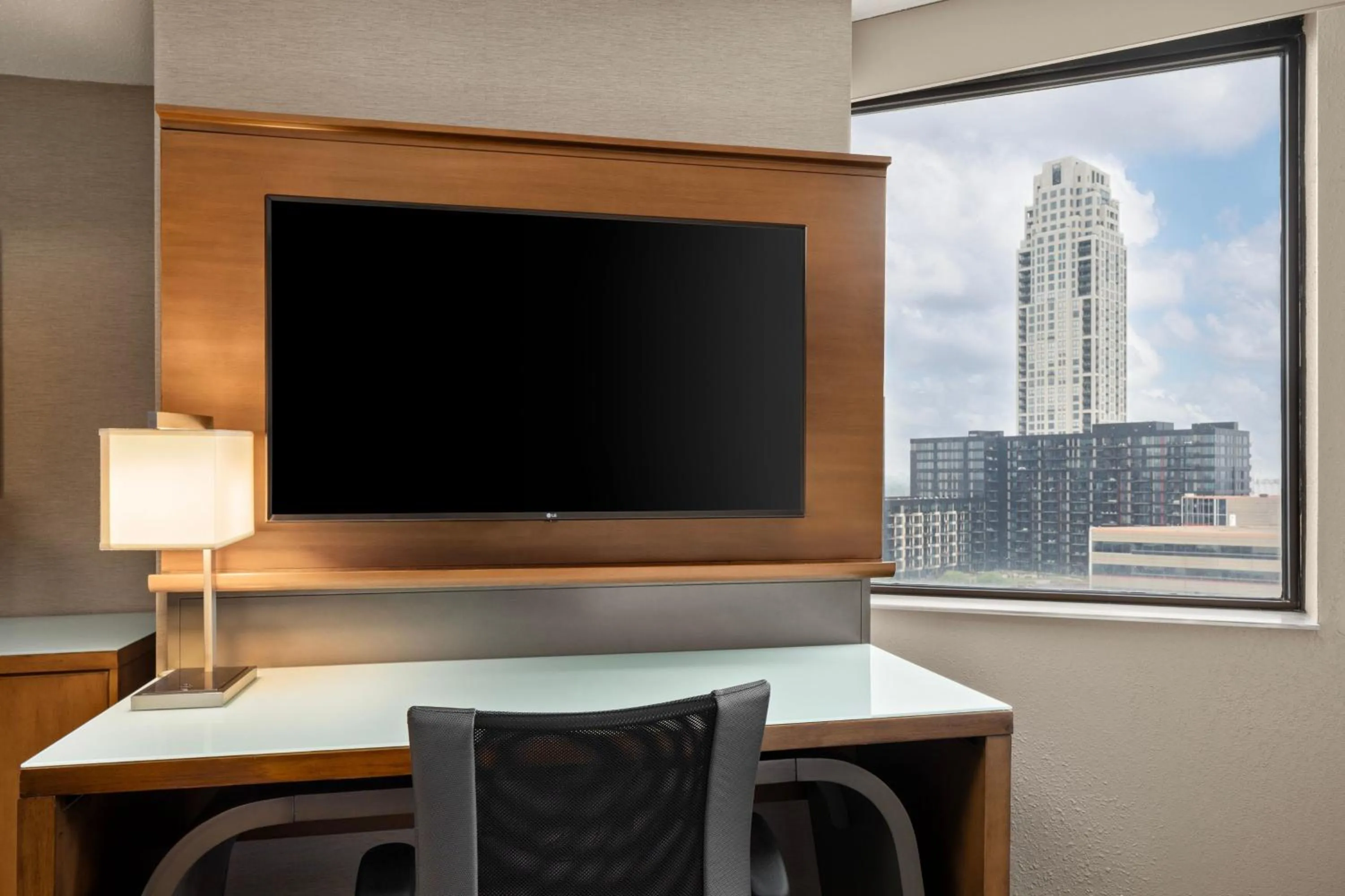 Photo of the whole room in Courtyard by Marriott Minneapolis Downtown